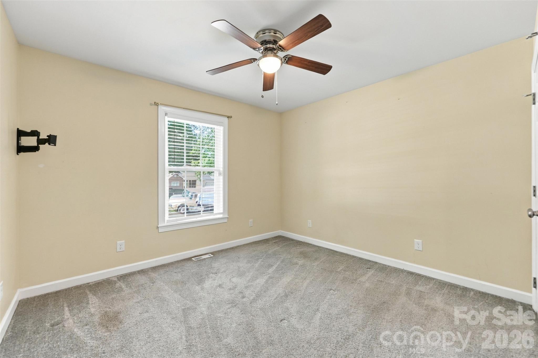 Guest room 2 - 1218 Calhoun Street, Rock Hill