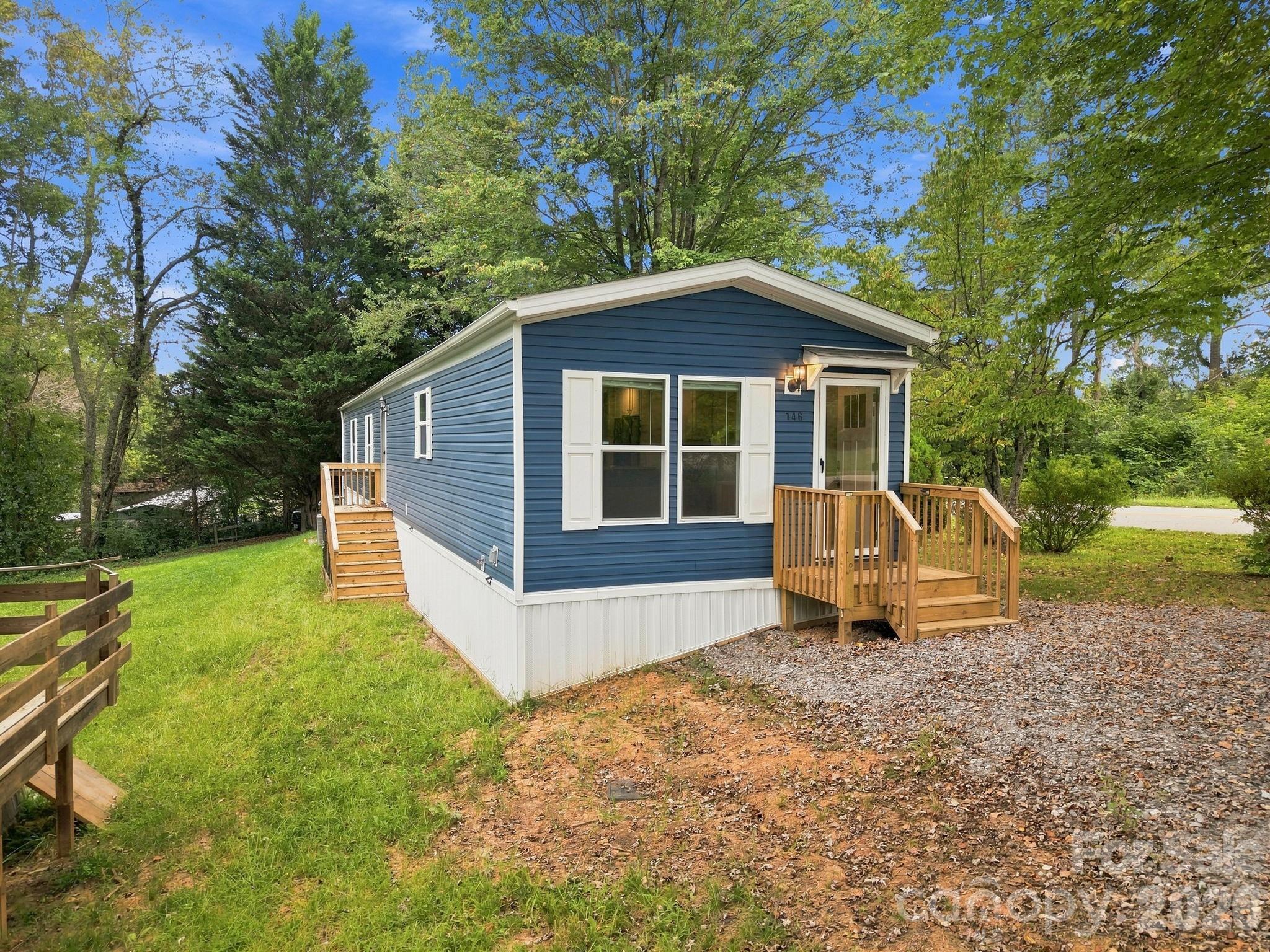 Beautiful New Mobile Home on a Quiet Street! - 146 & 148 Bradshaw Circle, Candler