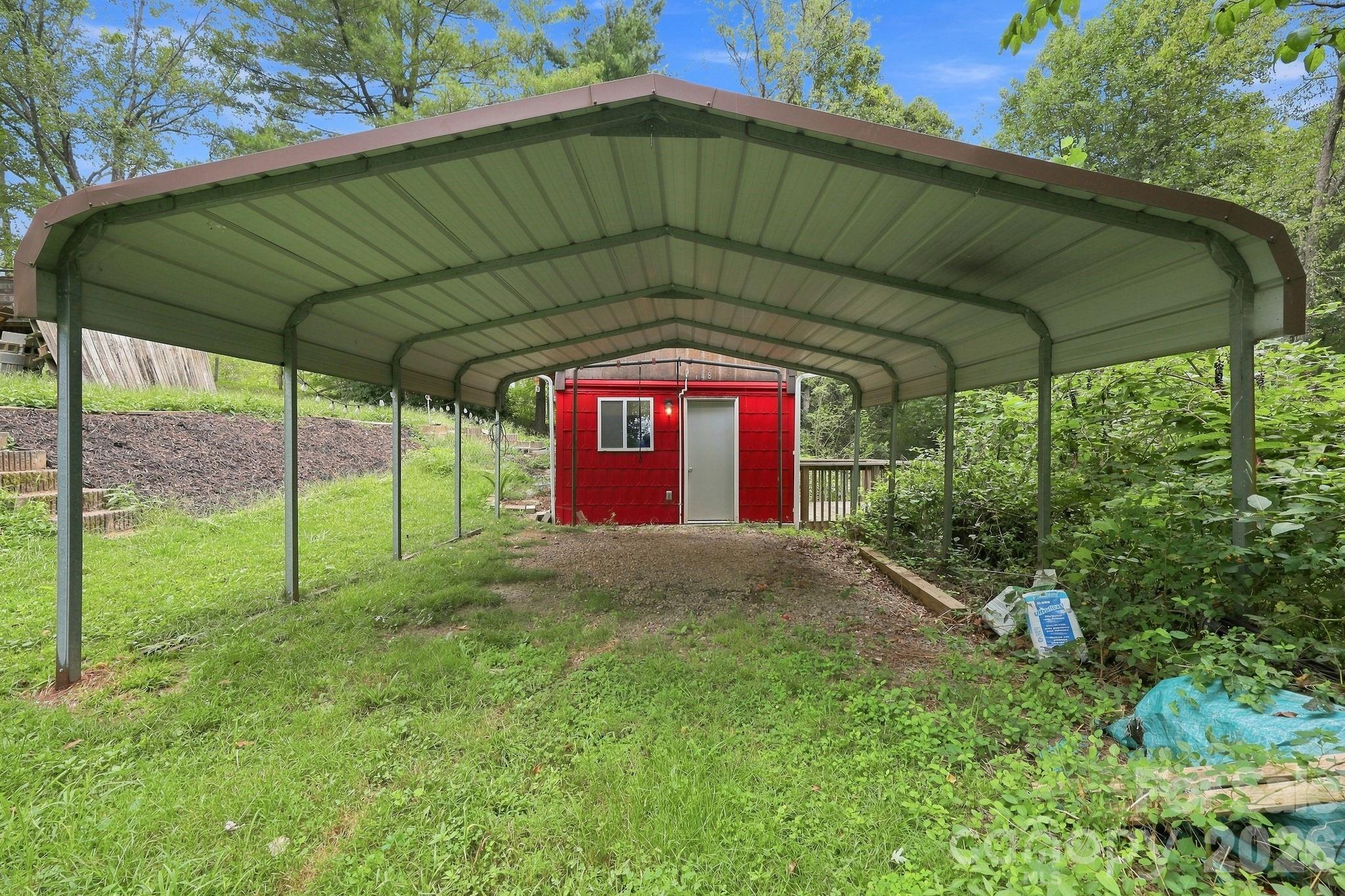 Second Living Quarters - Covered Carport parking - 146 & 148 Bradshaw Circle, Candler