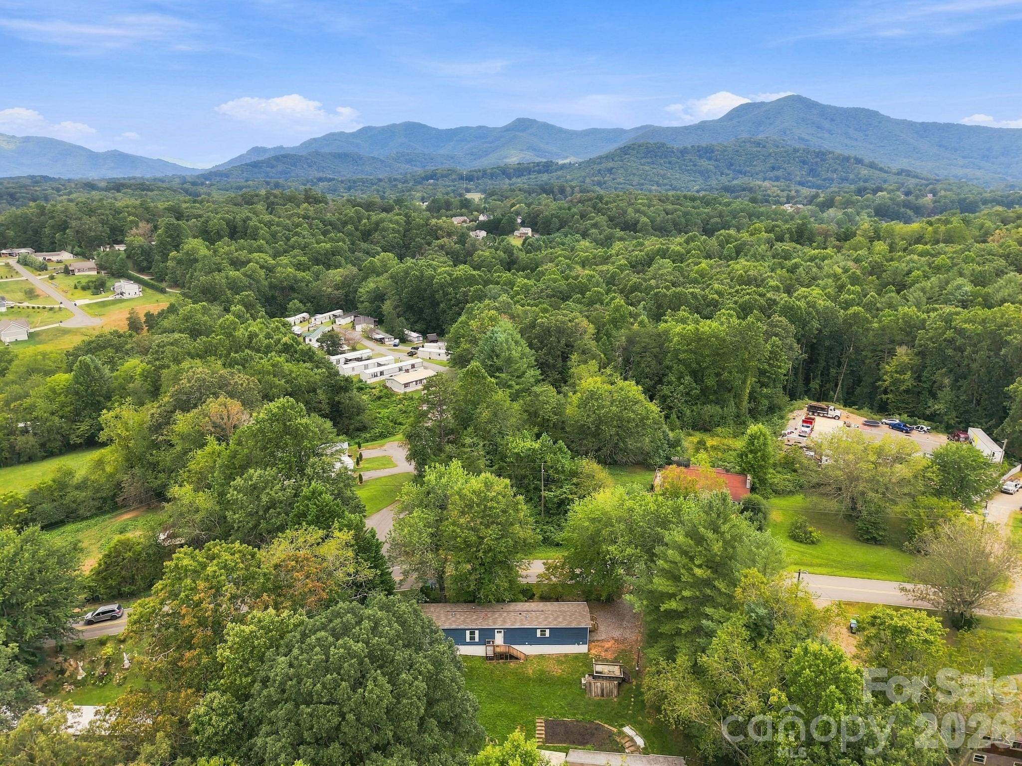 Beautiful Location in the Blue Ridge Mountains! - 146 & 148 Bradshaw Circle, Candler