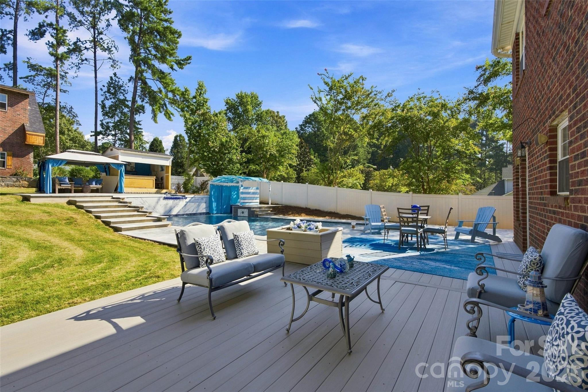 Single Family Residence at 7189 Windy Pine Circle, Denver, photo 5 of 33