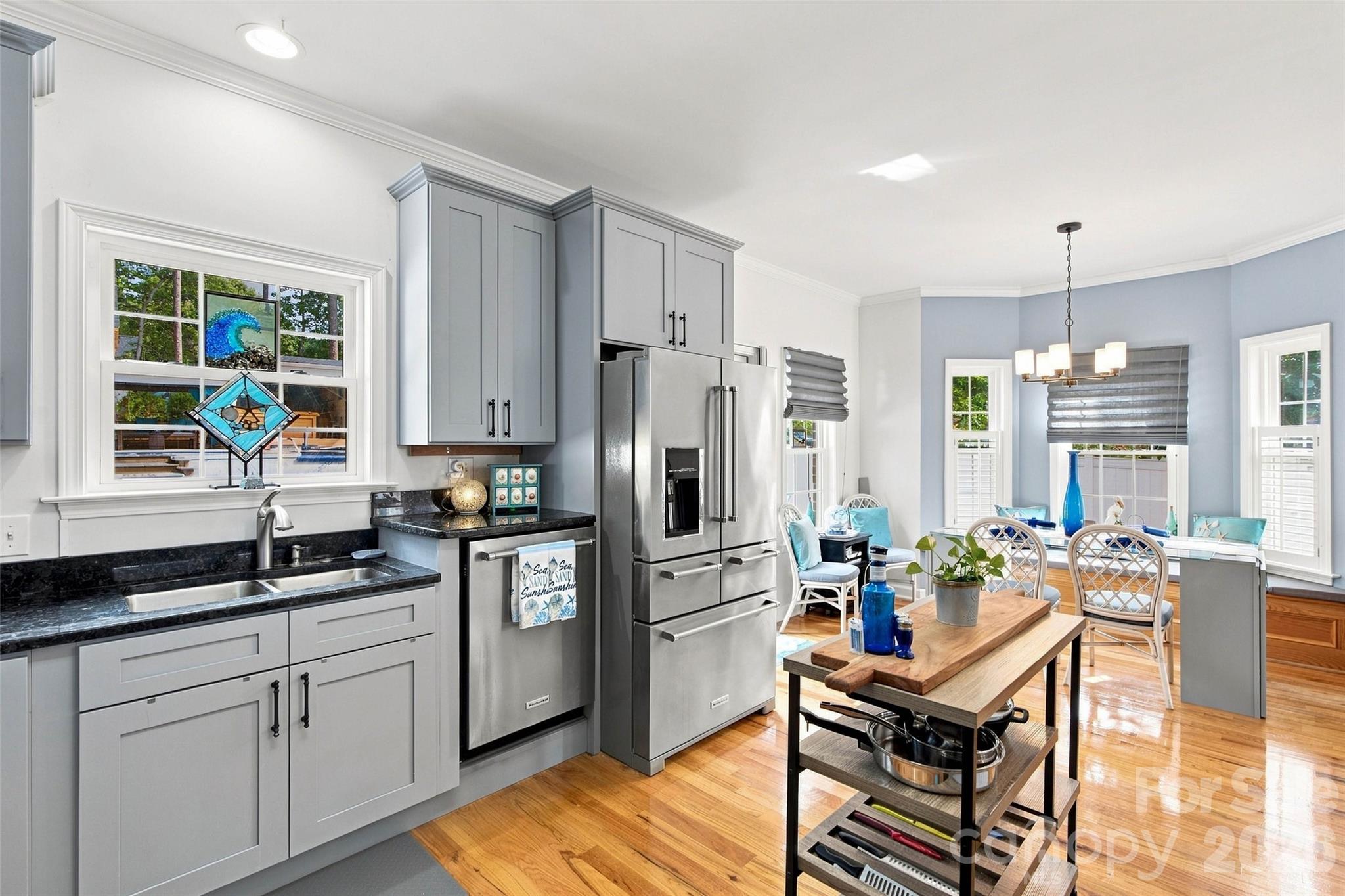 Single Family Residence at 7189 Windy Pine Circle, Denver, photo 10 of 33