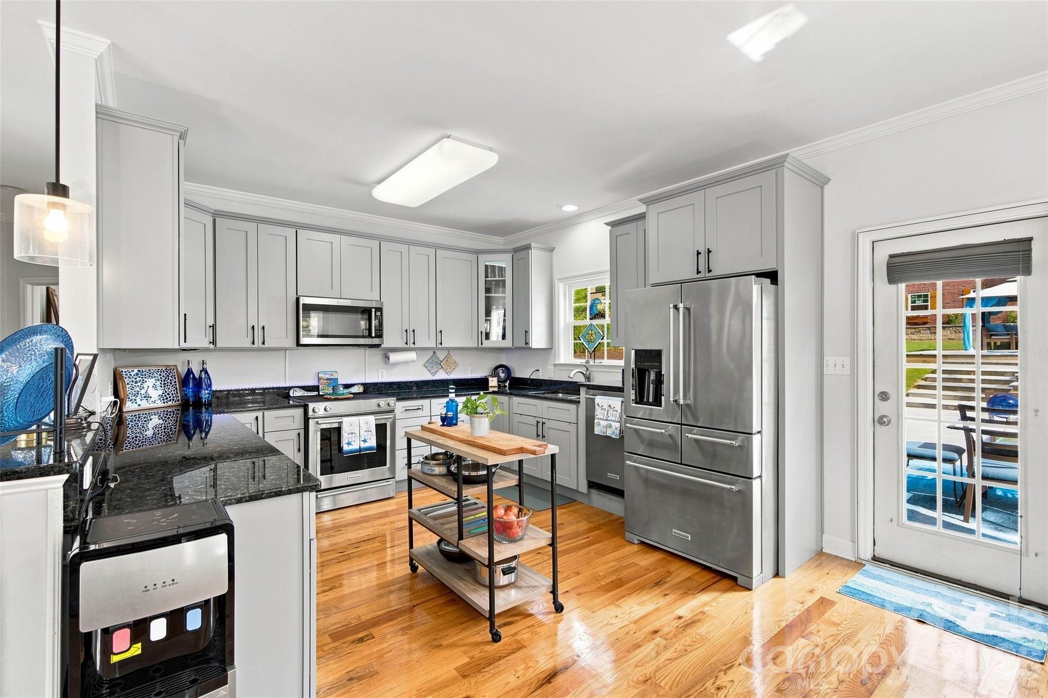 Single Family Residence at 7189 Windy Pine Circle, Denver, photo 13 of 33