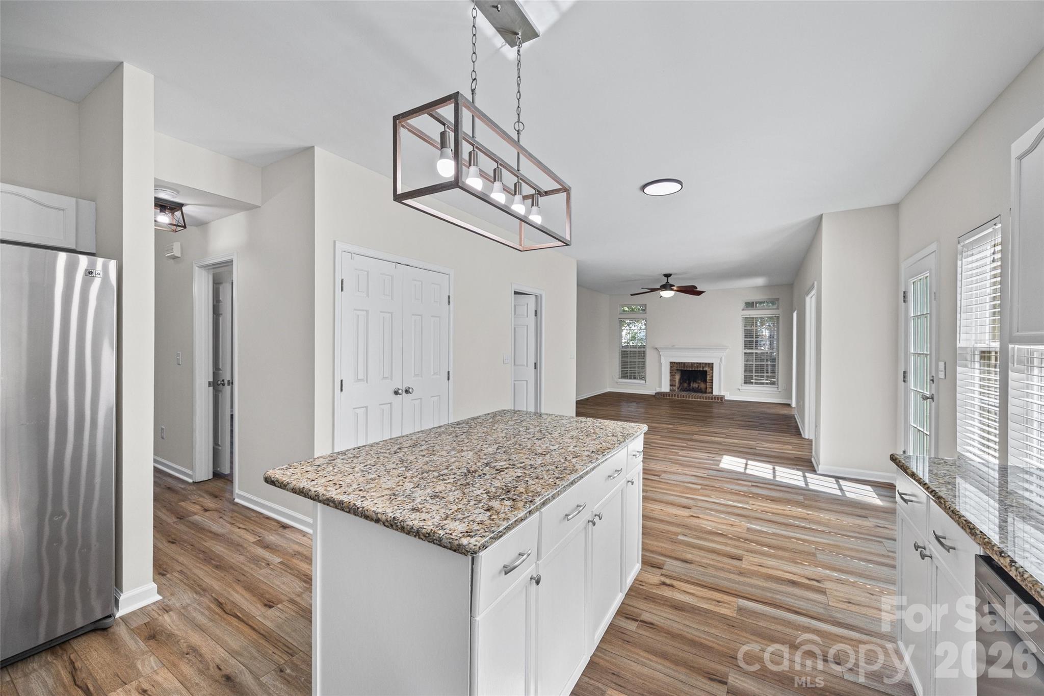 Single Family Residence at 115 Doby Creek Court, Fort Mill, photo 12 of 46