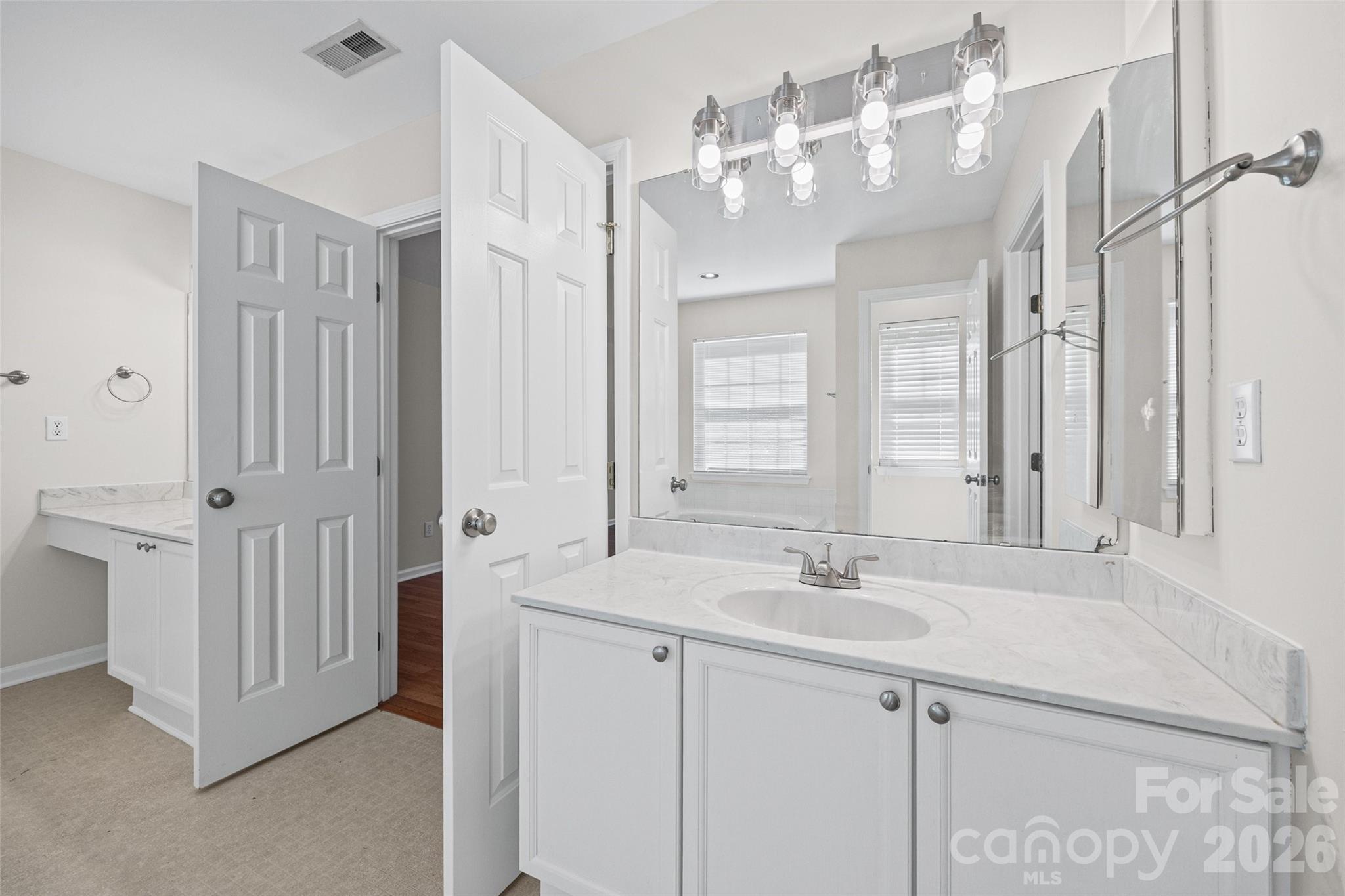Single Family Residence at 115 Doby Creek Court, Fort Mill, photo 25 of 46