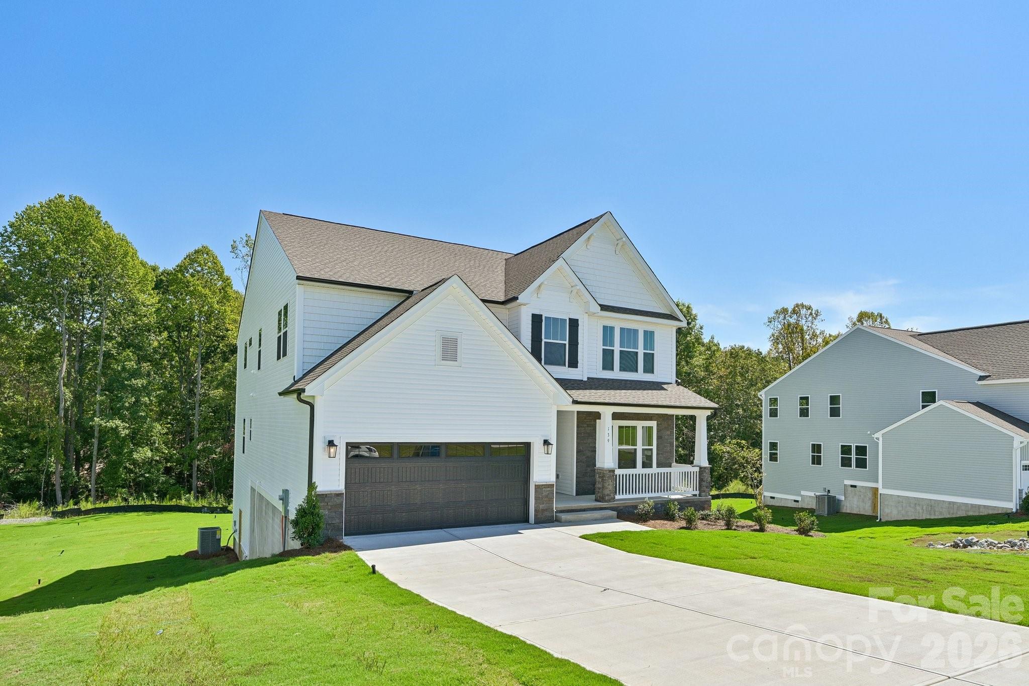 Single Family Residence at 139 Tangle River Drive, Statesville, photo 3 of 48