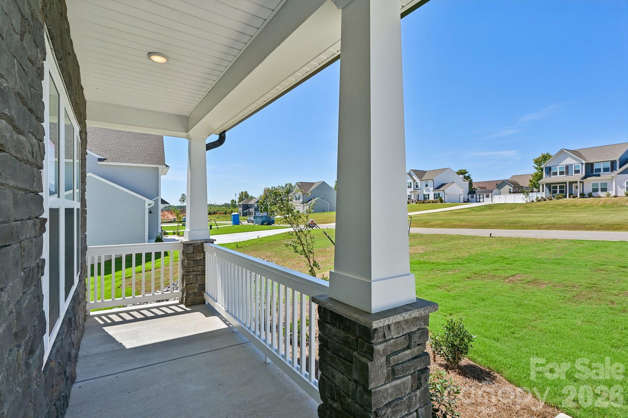 Single Family Residence at 139 Tangle River Drive, Statesville, photo 5 of 48
