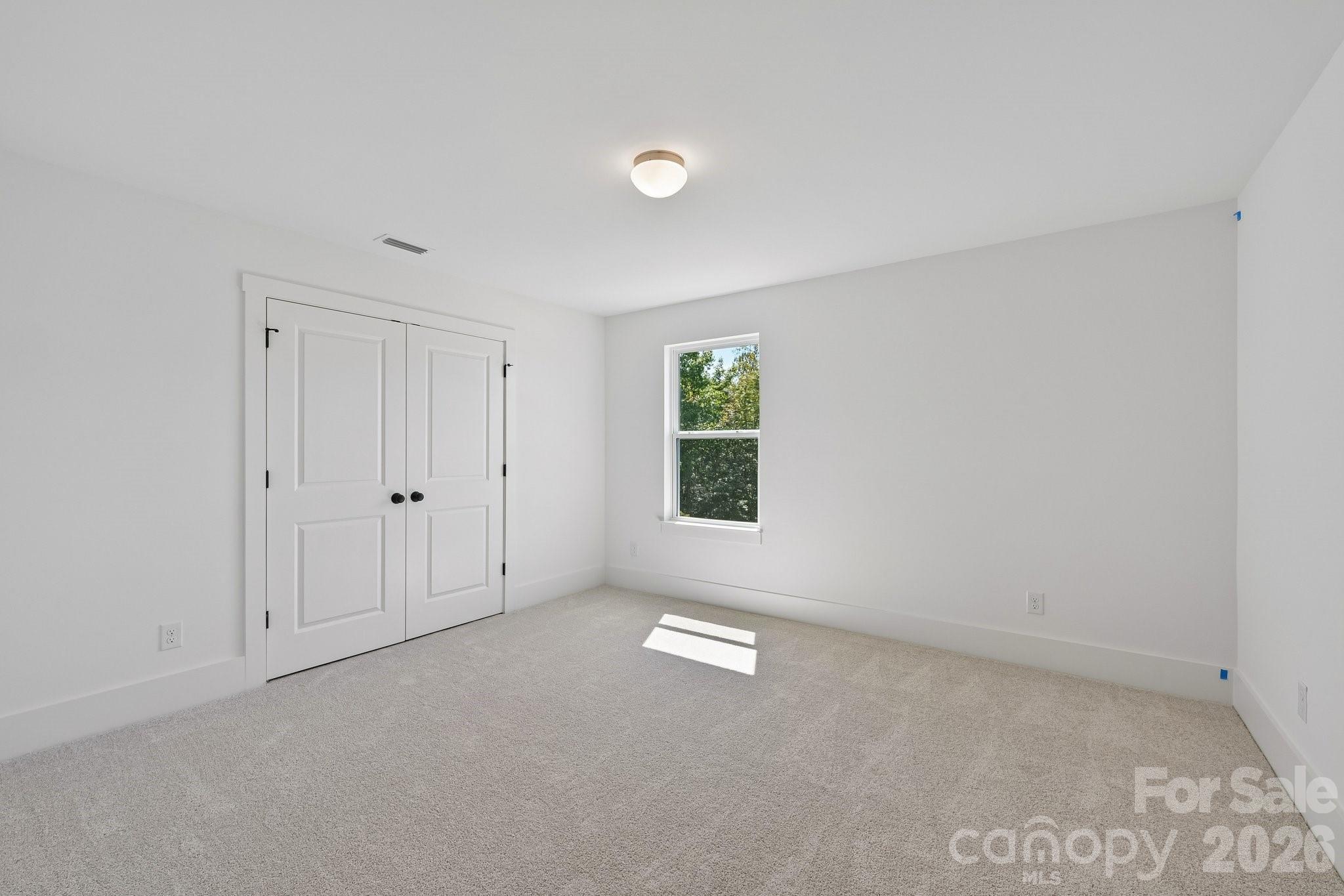 Single Family Residence at 139 Tangle River Drive, Statesville, photo 37 of 48