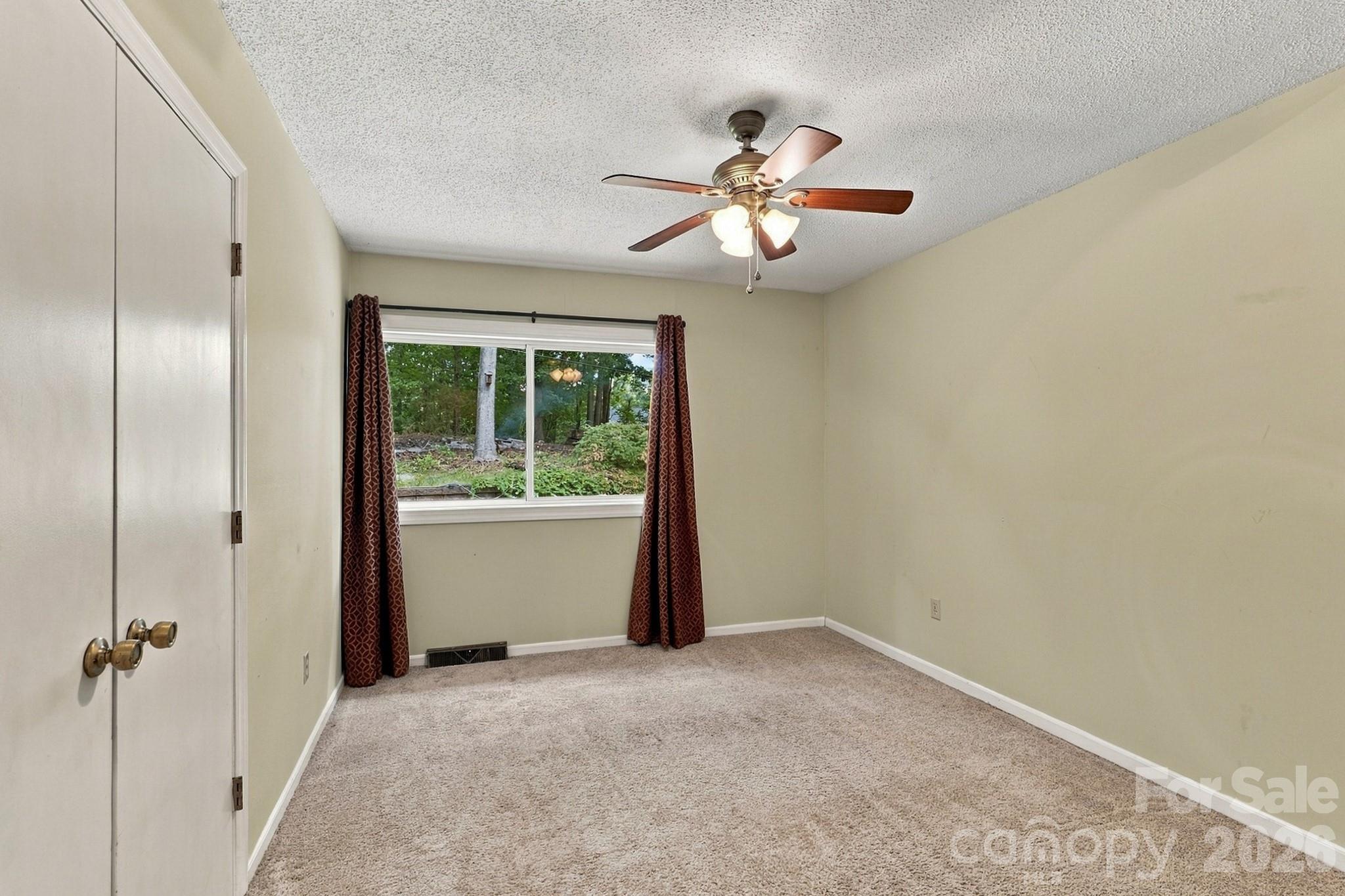 Single Family Residence at 1732 Forest Lake Drive, Rock Hill, photo 16 of 30