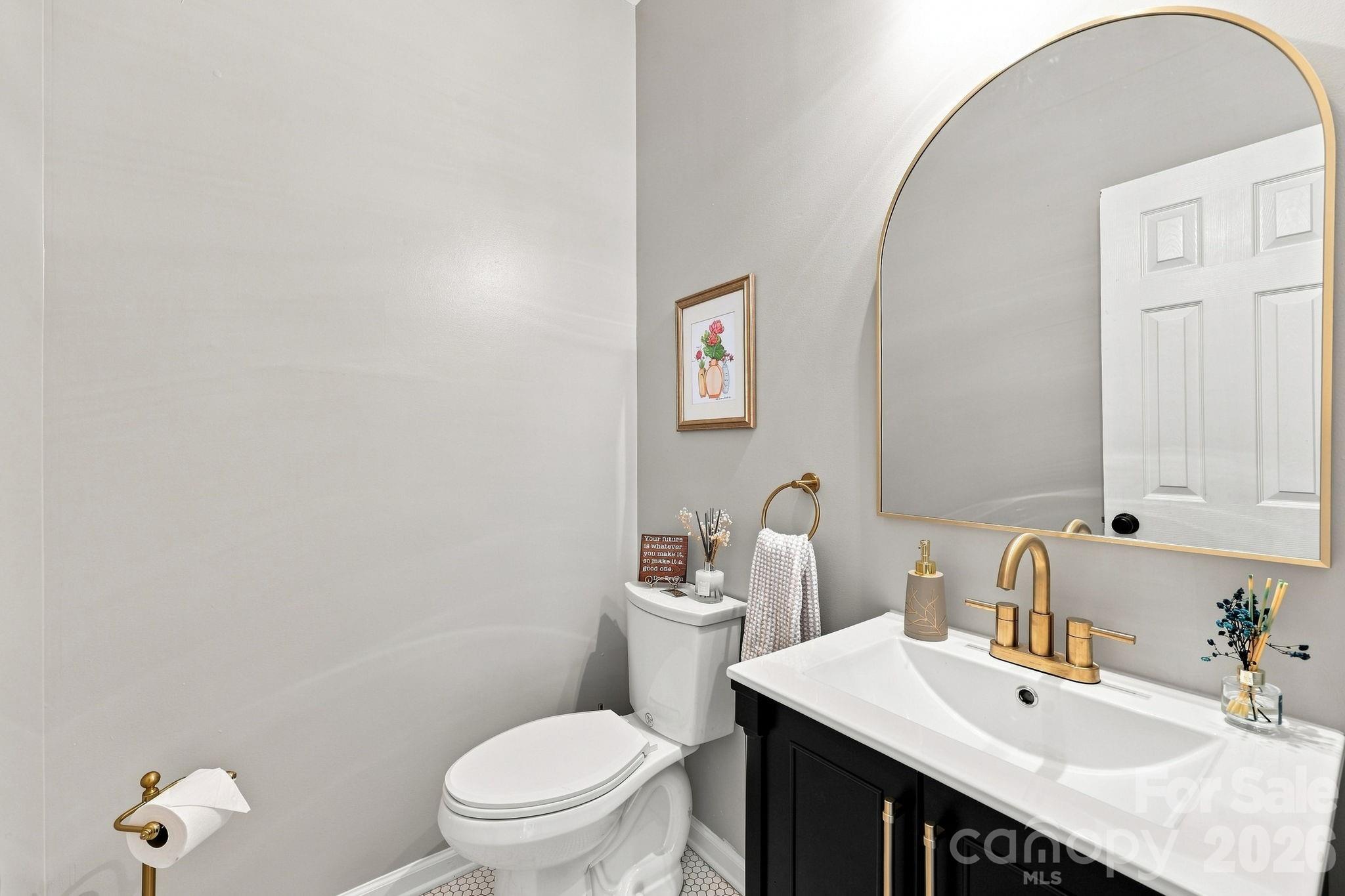 Single Family Residence at 16215 Hollingbourne Road, Huntersville, photo 10 of 40