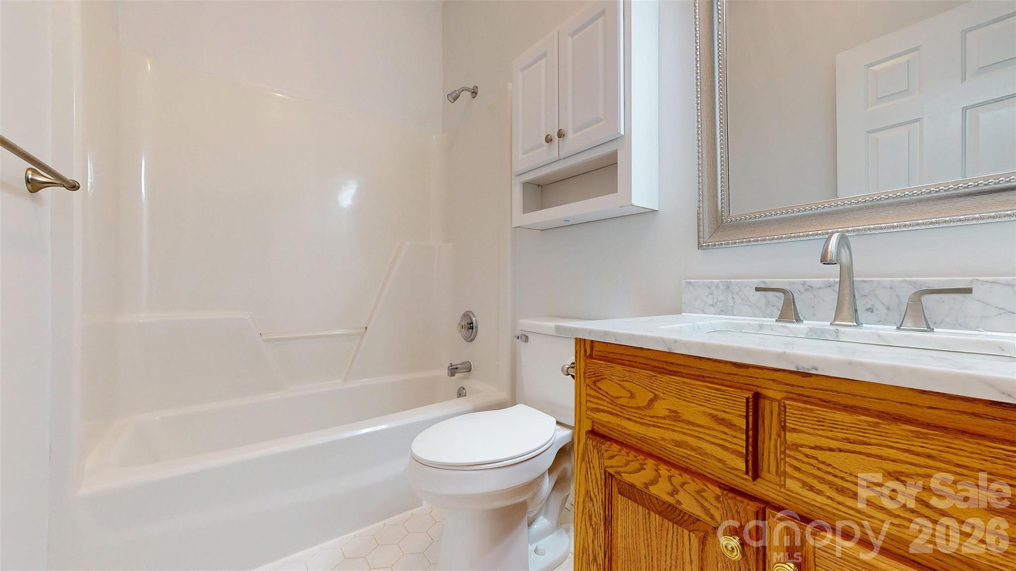 Hall Bath - 1137 Millwright Lane, Matthews