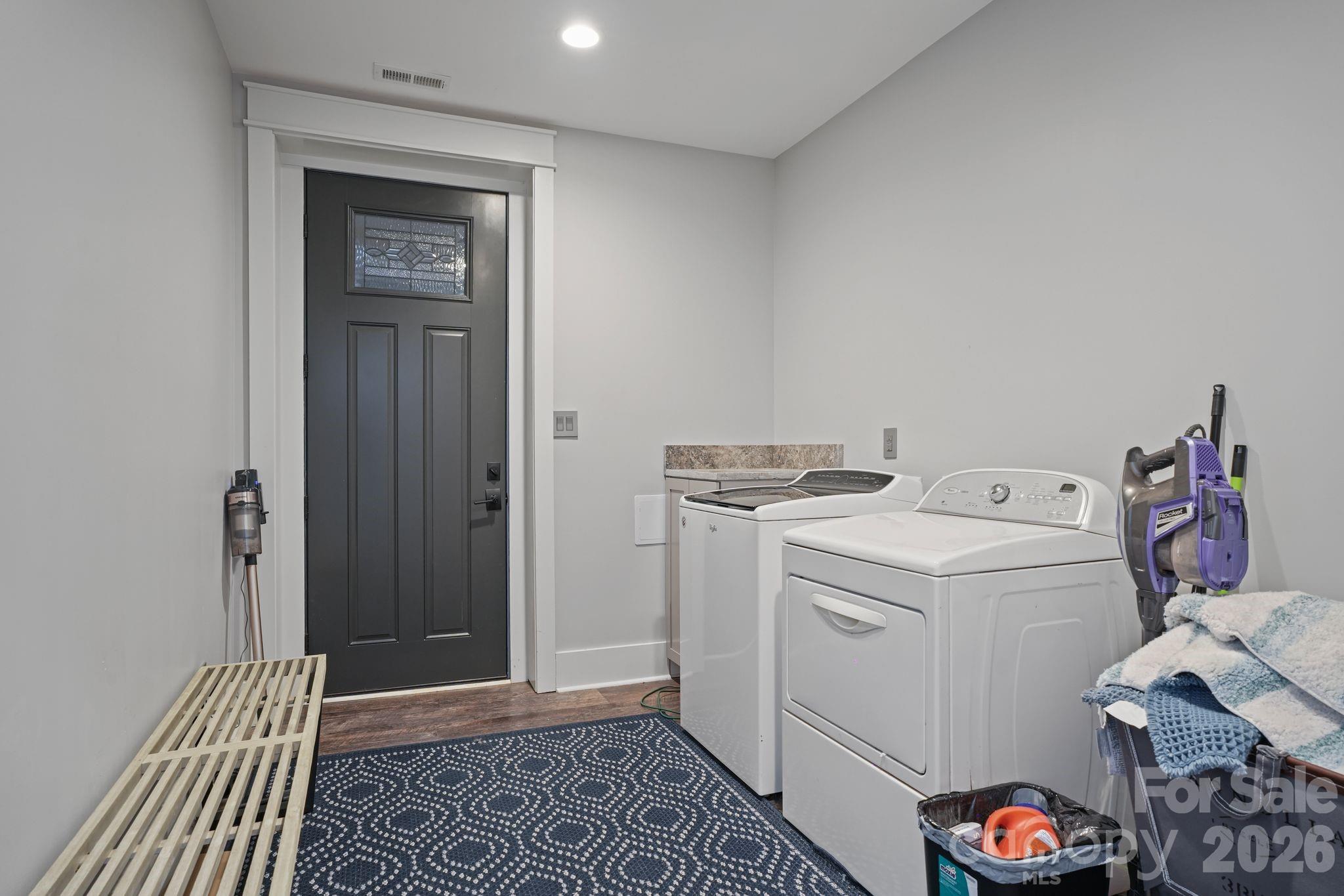 Basement - Laundry/Changing Room- Great for pool guests! - 4686 Miller Bridge Road, Connelly Springs