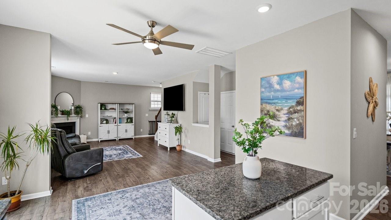 Single Family Residence at 179 Atwater Landing Drive, Mooresville, photo 12 of 34
