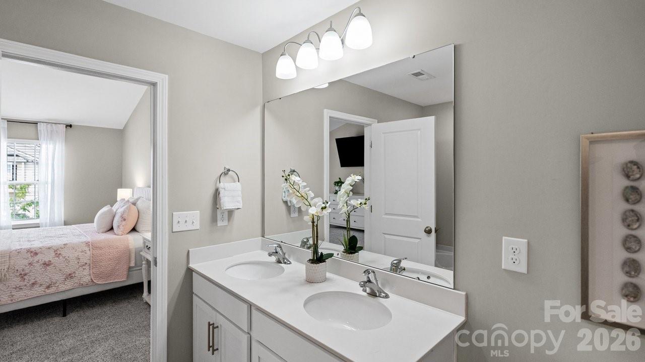 Single Family Residence at 179 Atwater Landing Drive, Mooresville, photo 32 of 34