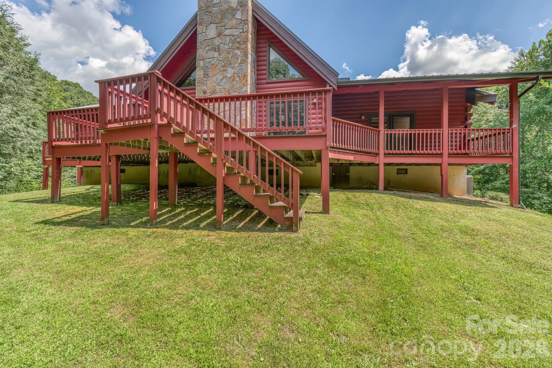 Single Family Residence at 5023 Elk Park Highway, Elk Park, photo 30 of 48