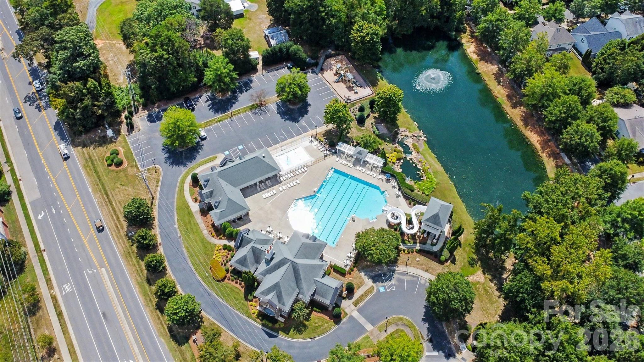Townhouse at 8033 Willow Branch Drive, Waxhaw, photo 24 of 25