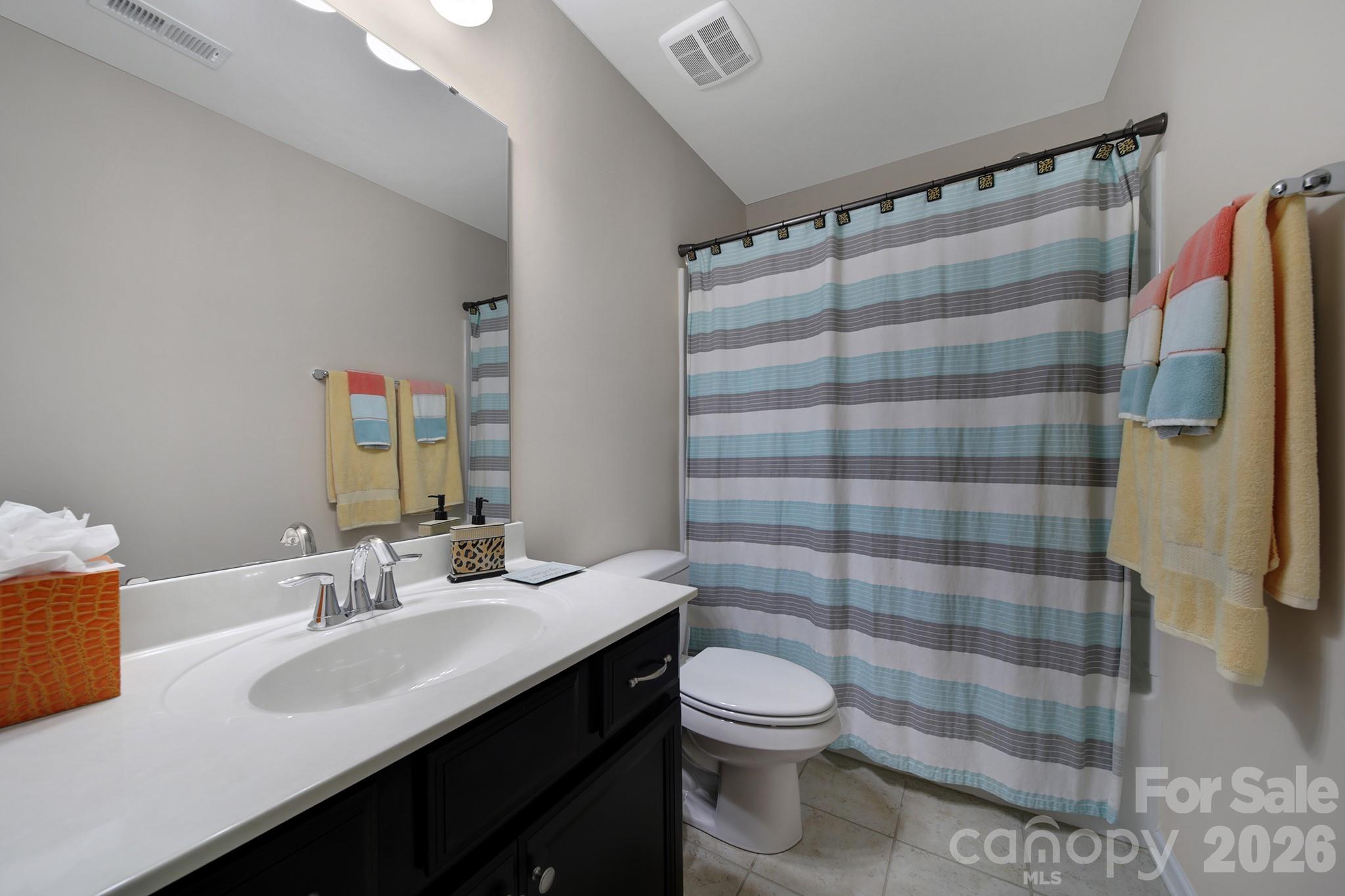 2nd Full Bathroom - 7021 Woodsbay Lane, Rock Hill