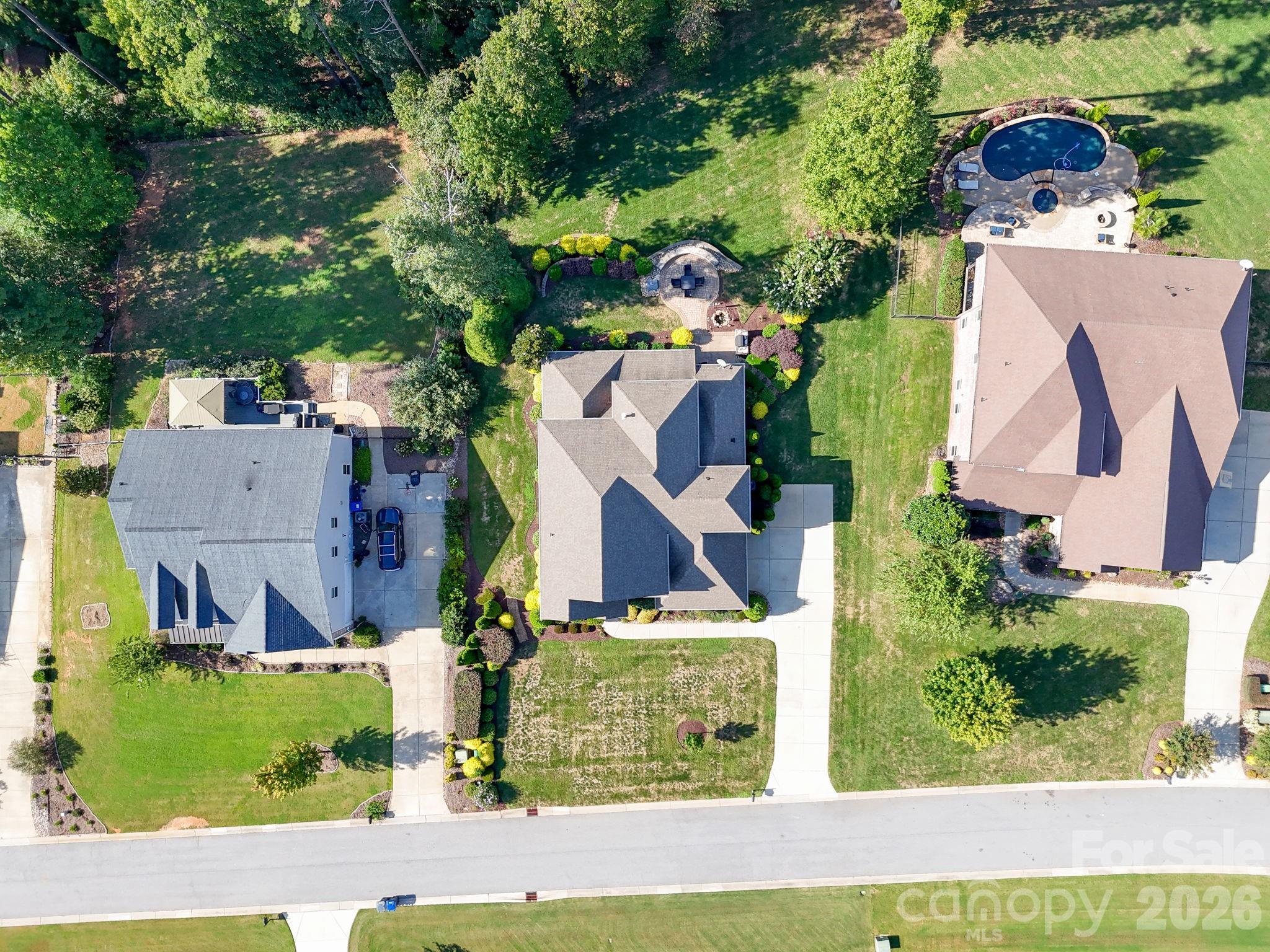 Single Family Residence at 270 S San Agustin Drive, Mooresville, photo 39 of 48