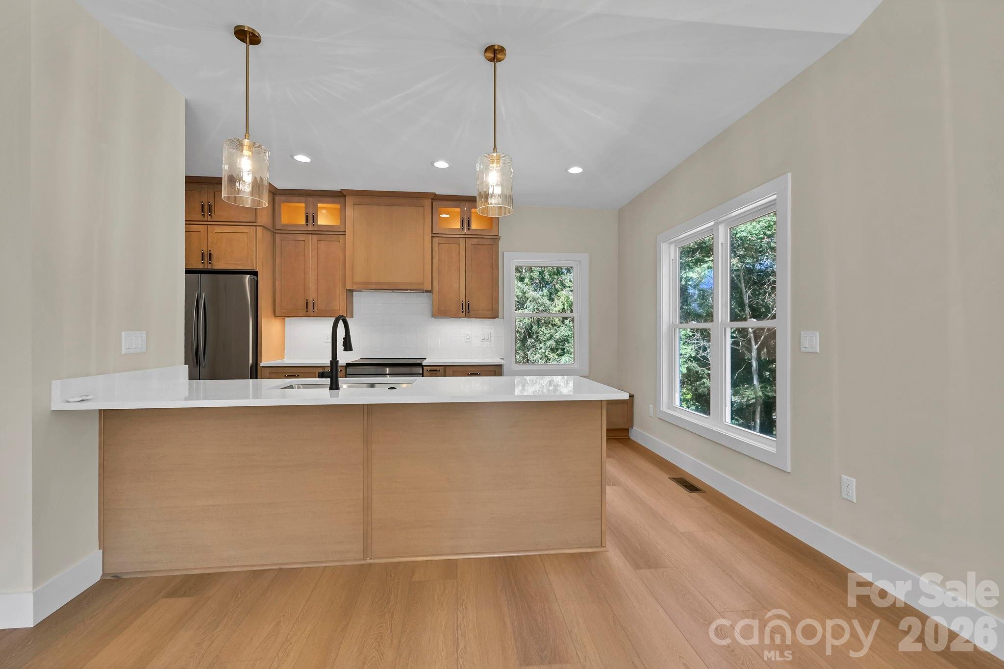 Single Family Residence at 34 Mountain View Road, Asheville, photo 12 of 43
