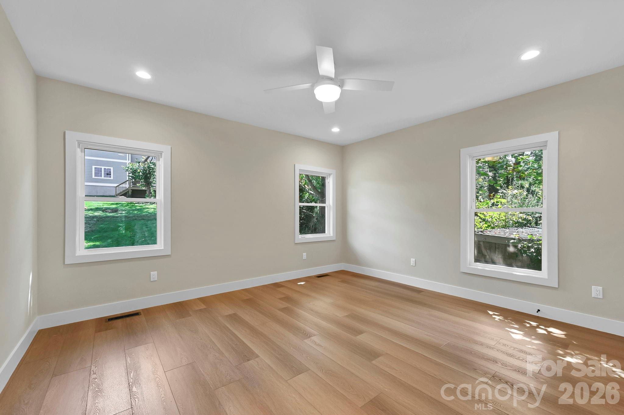 Primary Suite - 34 Mountain View Road, Asheville