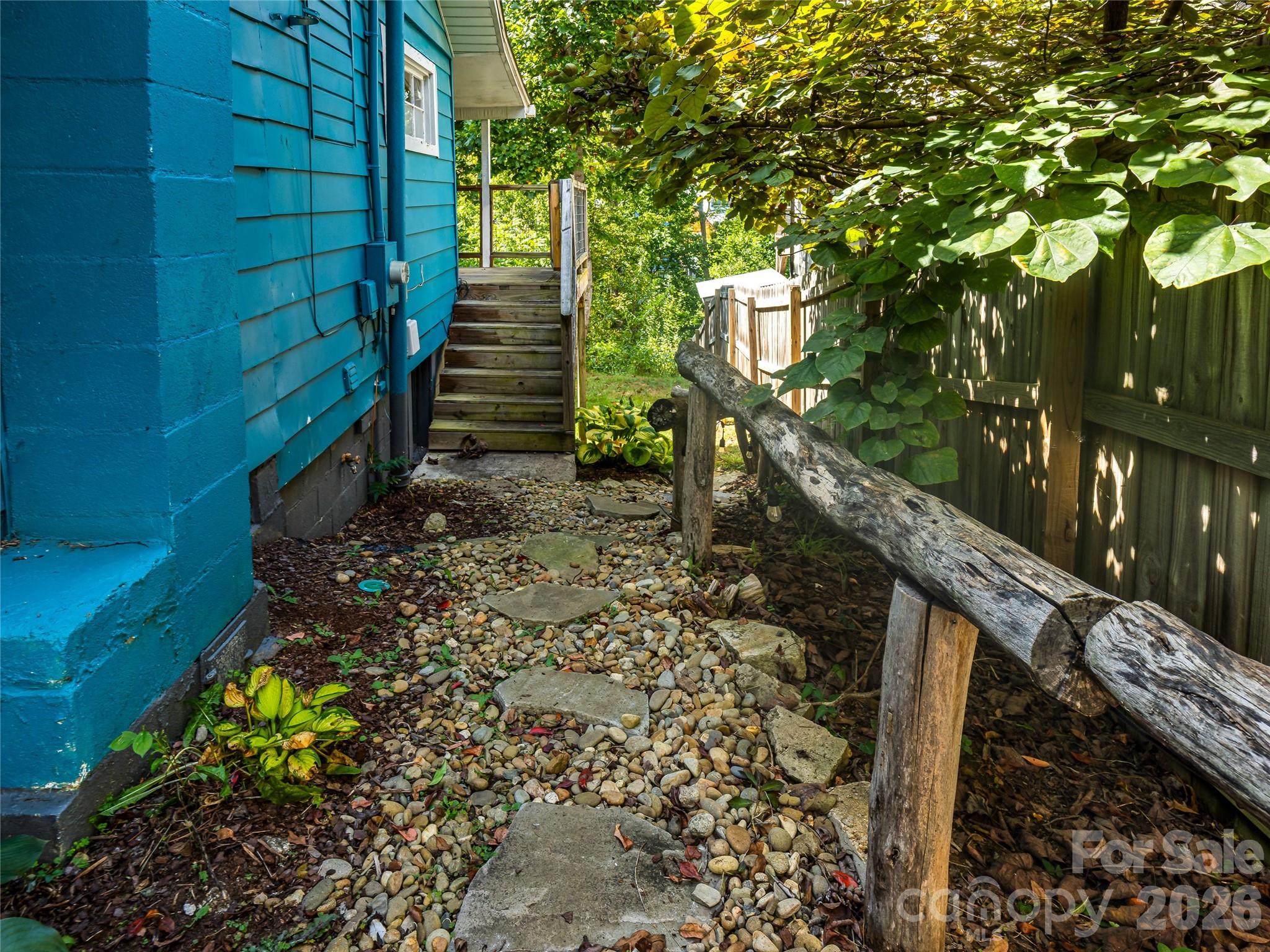 Single Family Residence at 91 Deaver Street, Asheville, photo 19 of 29