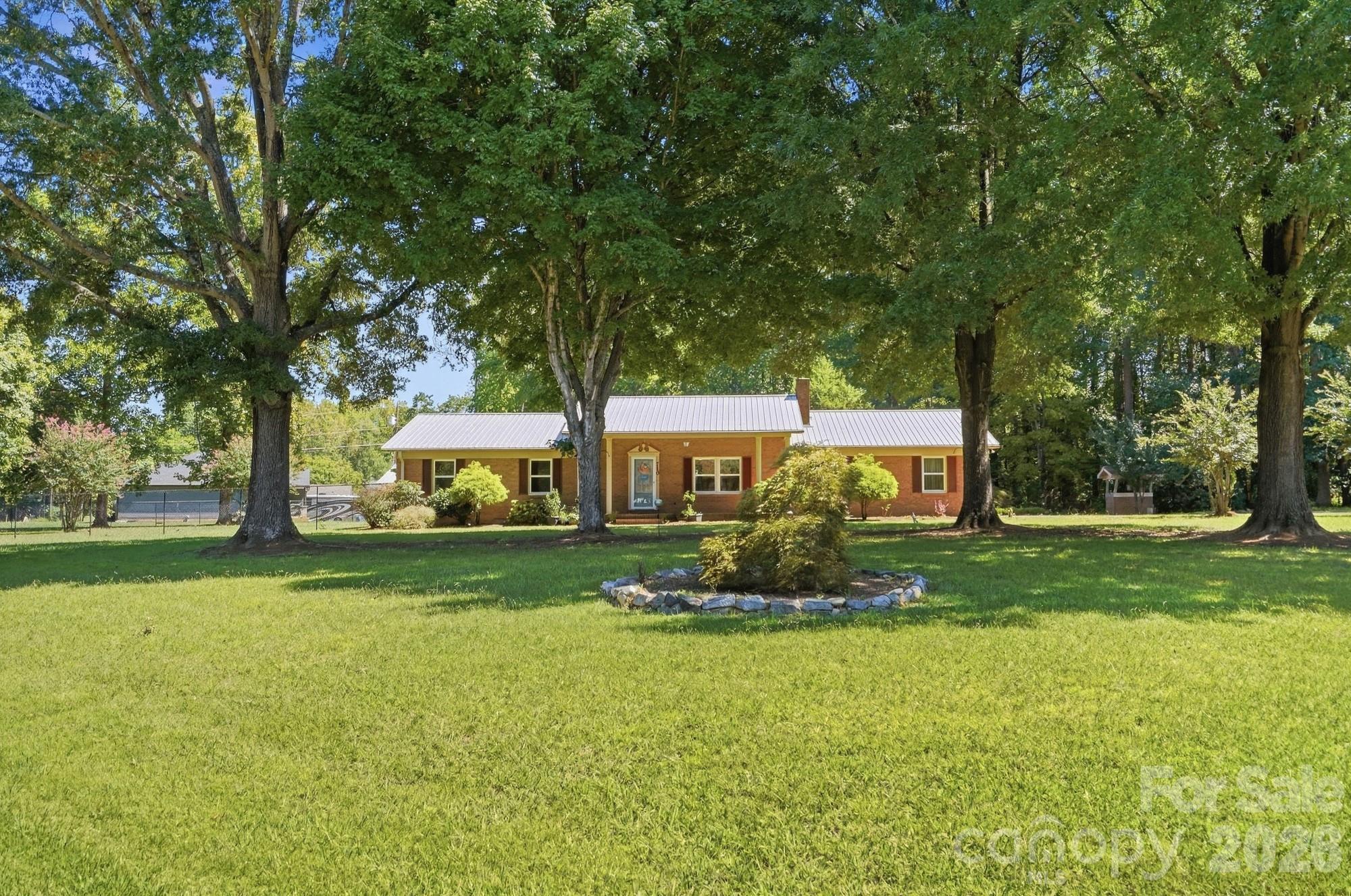 710 Frontier Circle