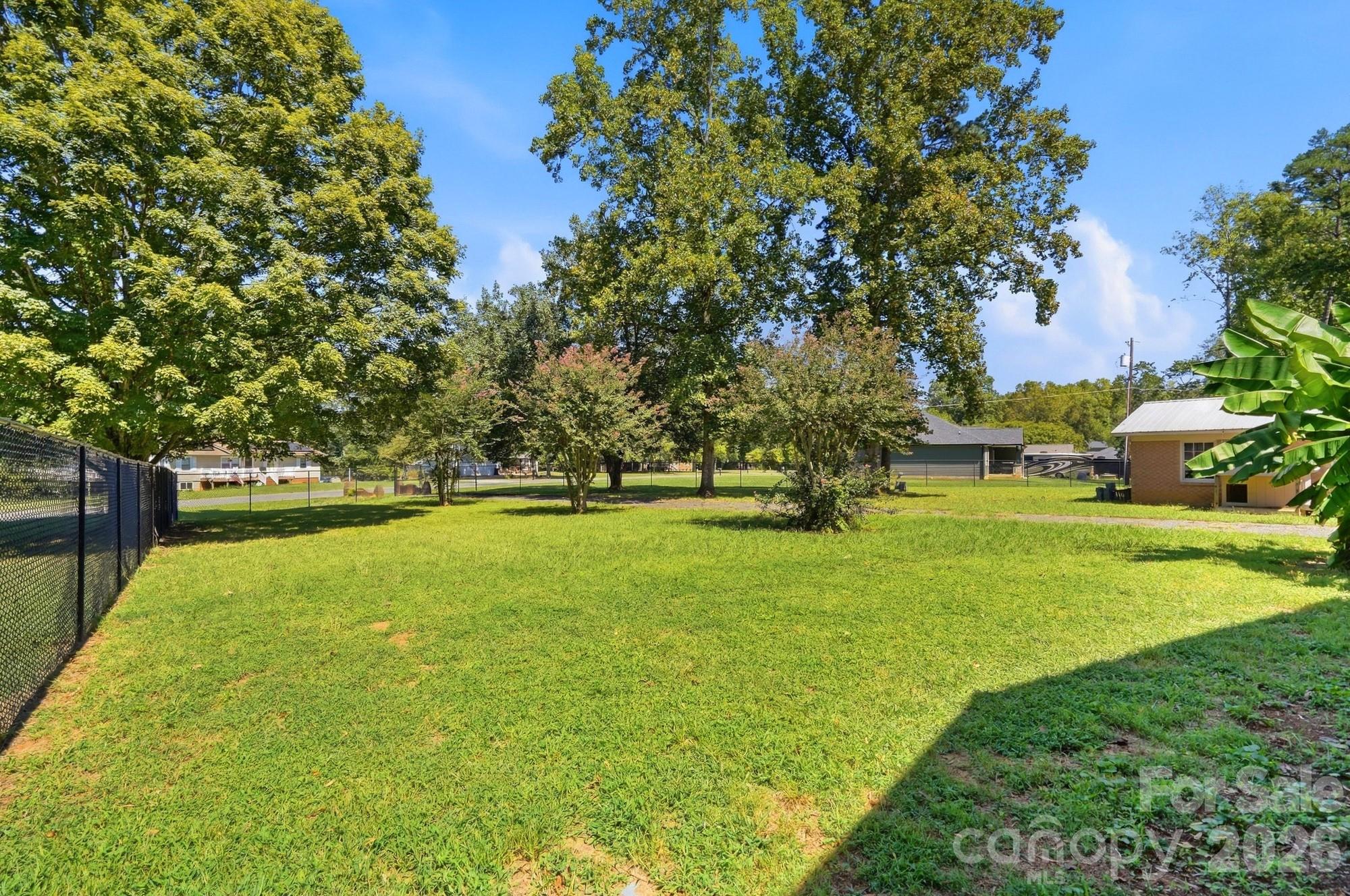 Single Family Residence at 710 Frontier Circle, China Grove, photo 29 of 33