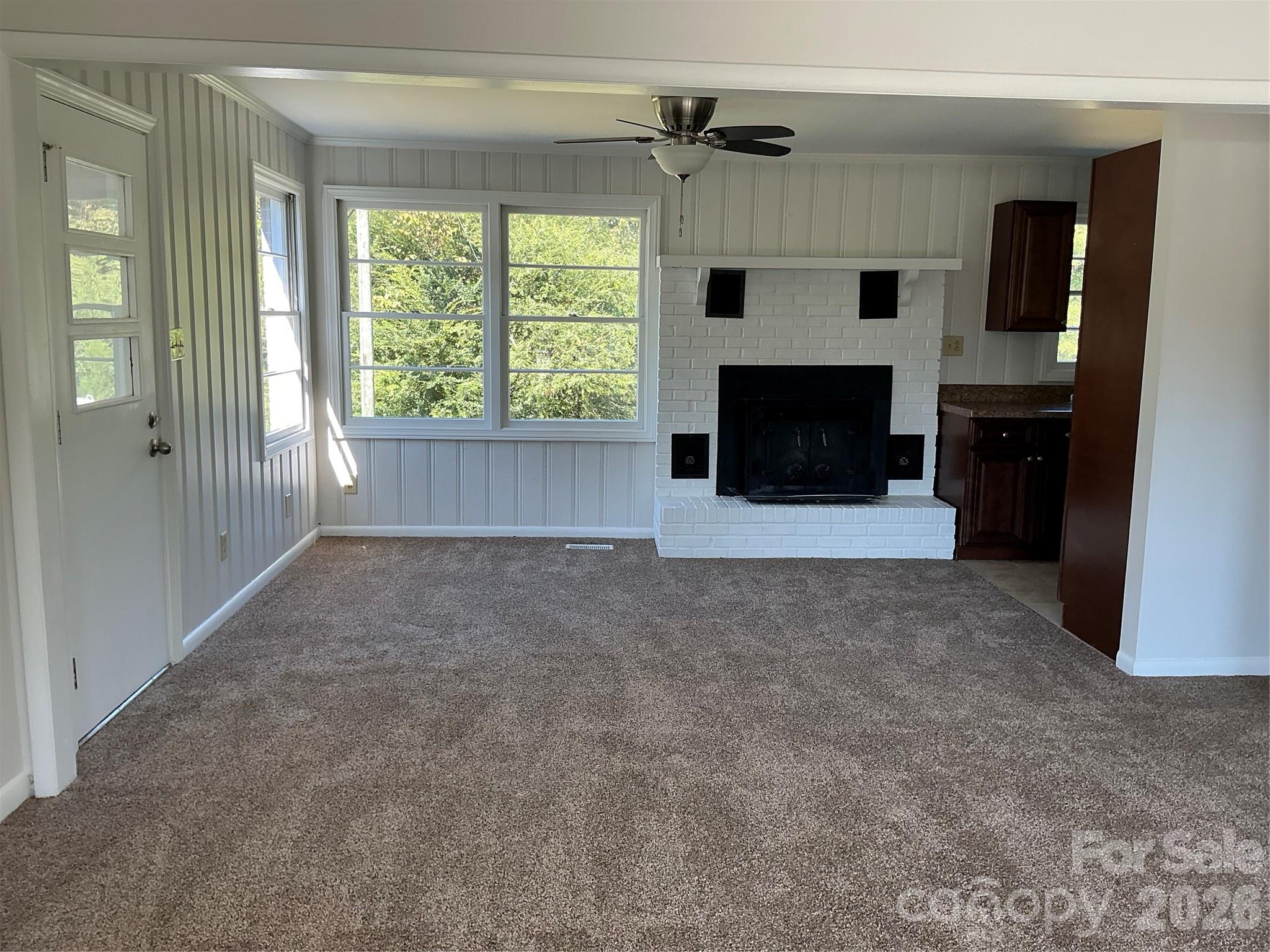 Single Family Residence at 3039 Hands Mill Highway, York, photo 10 of 21