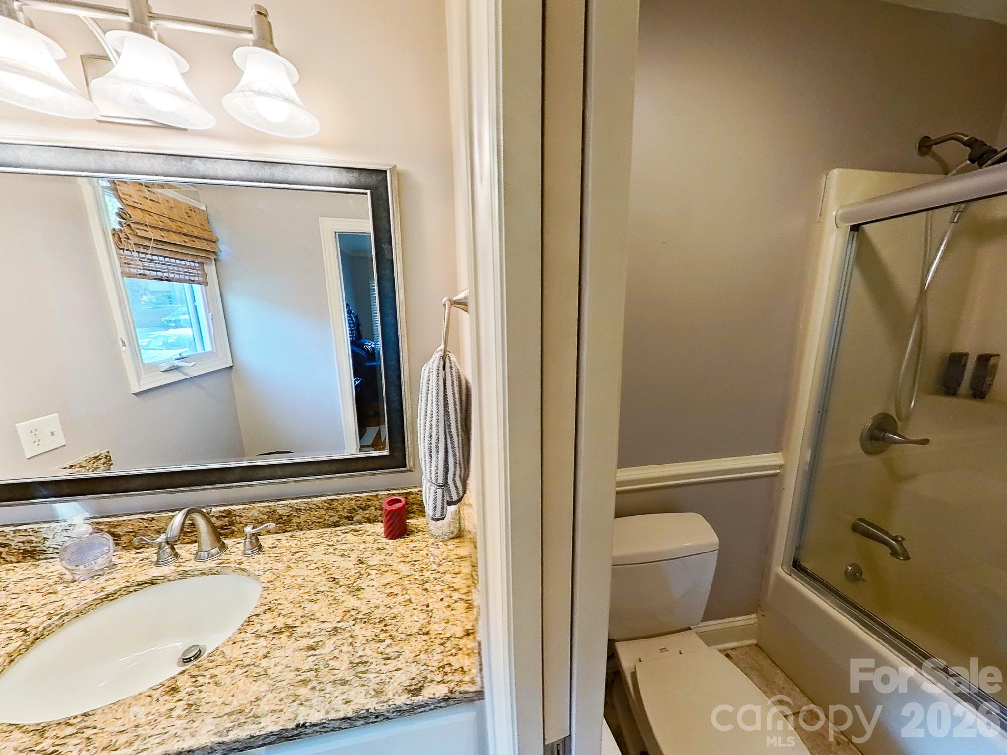 Bedroom Suite #2 Bathroom - 1004 Kenilworth Court NW, Concord