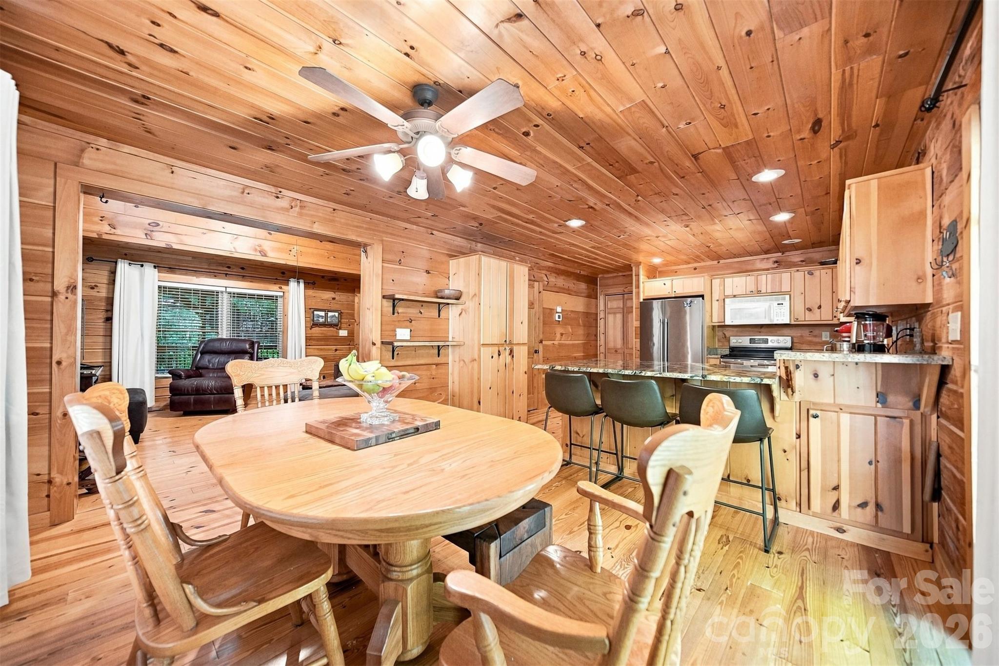 Single Family Residence at 963 Double Eagle Drive, Nebo, photo 9 of 48