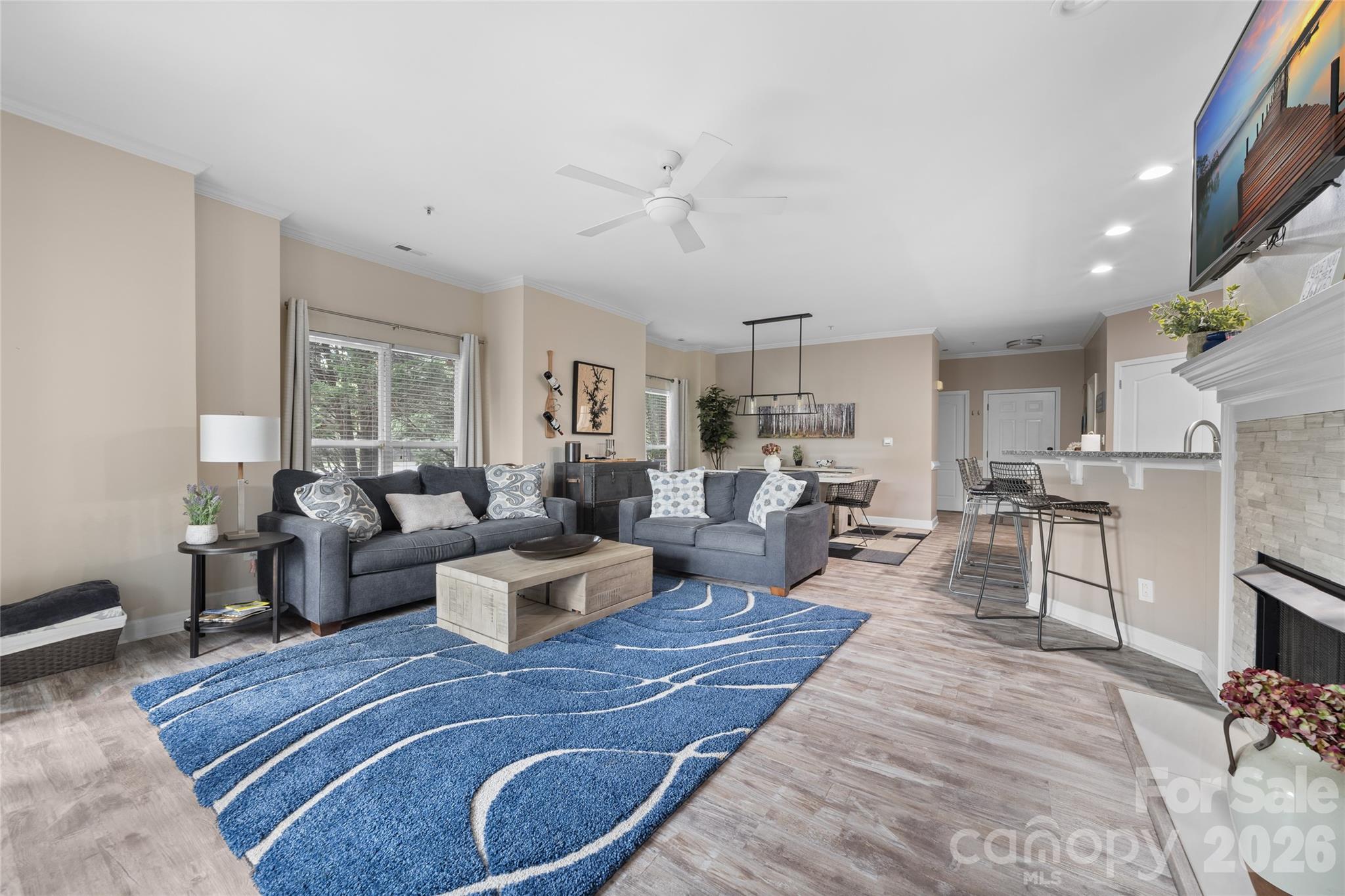 Condominium at 18619 Harborside Drive, Cornelius, photo 15 of 42