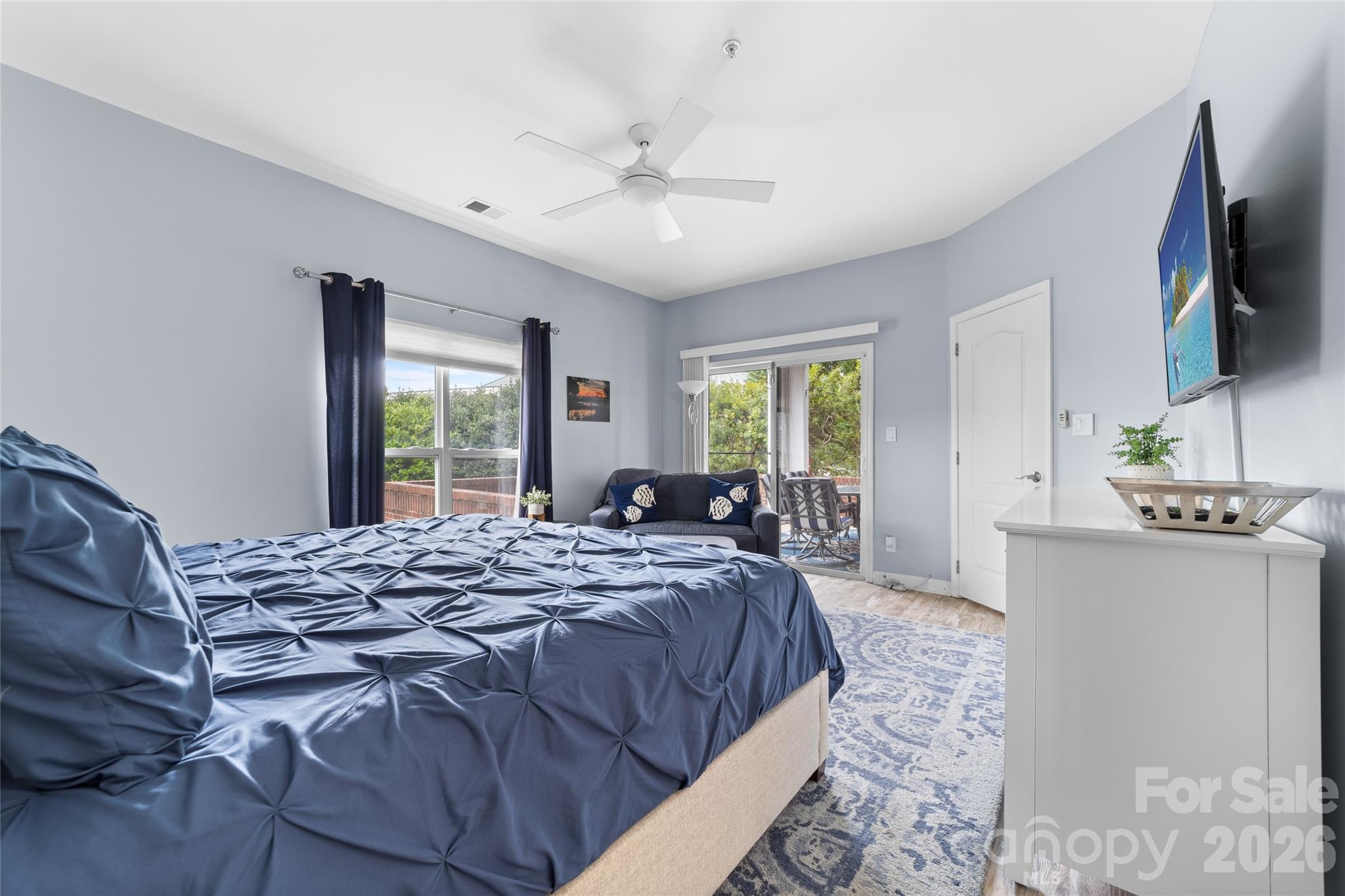 Condominium at 18619 Harborside Drive, Cornelius, photo 20 of 42