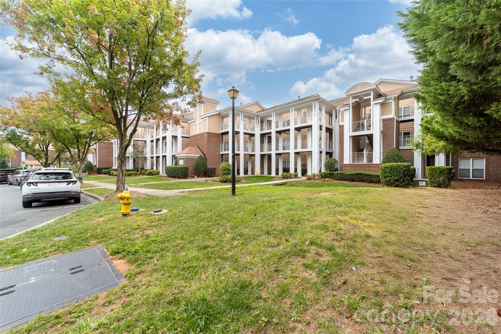 Condominium at 18619 Harborside Drive, Cornelius, photo 32 of 42