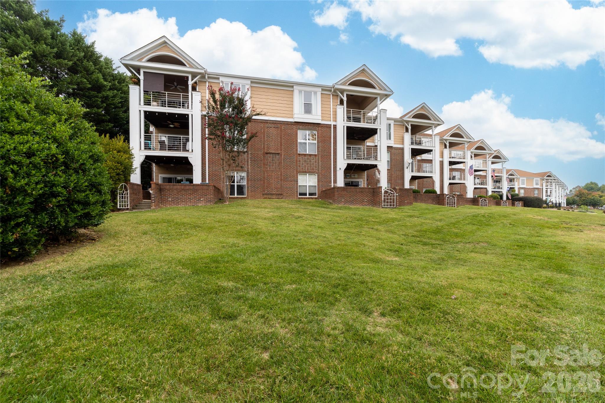 Condominium at 18619 Harborside Drive, Cornelius, photo 36 of 42