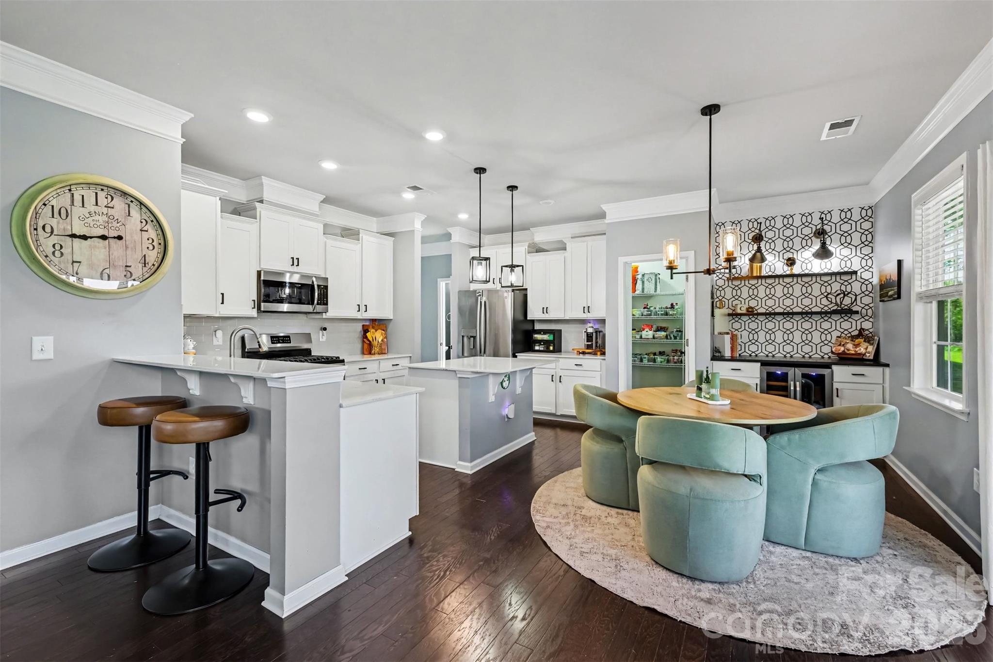 Single Family Residence at 437 Zoe Bee Drive, Clover, photo 5 of 30