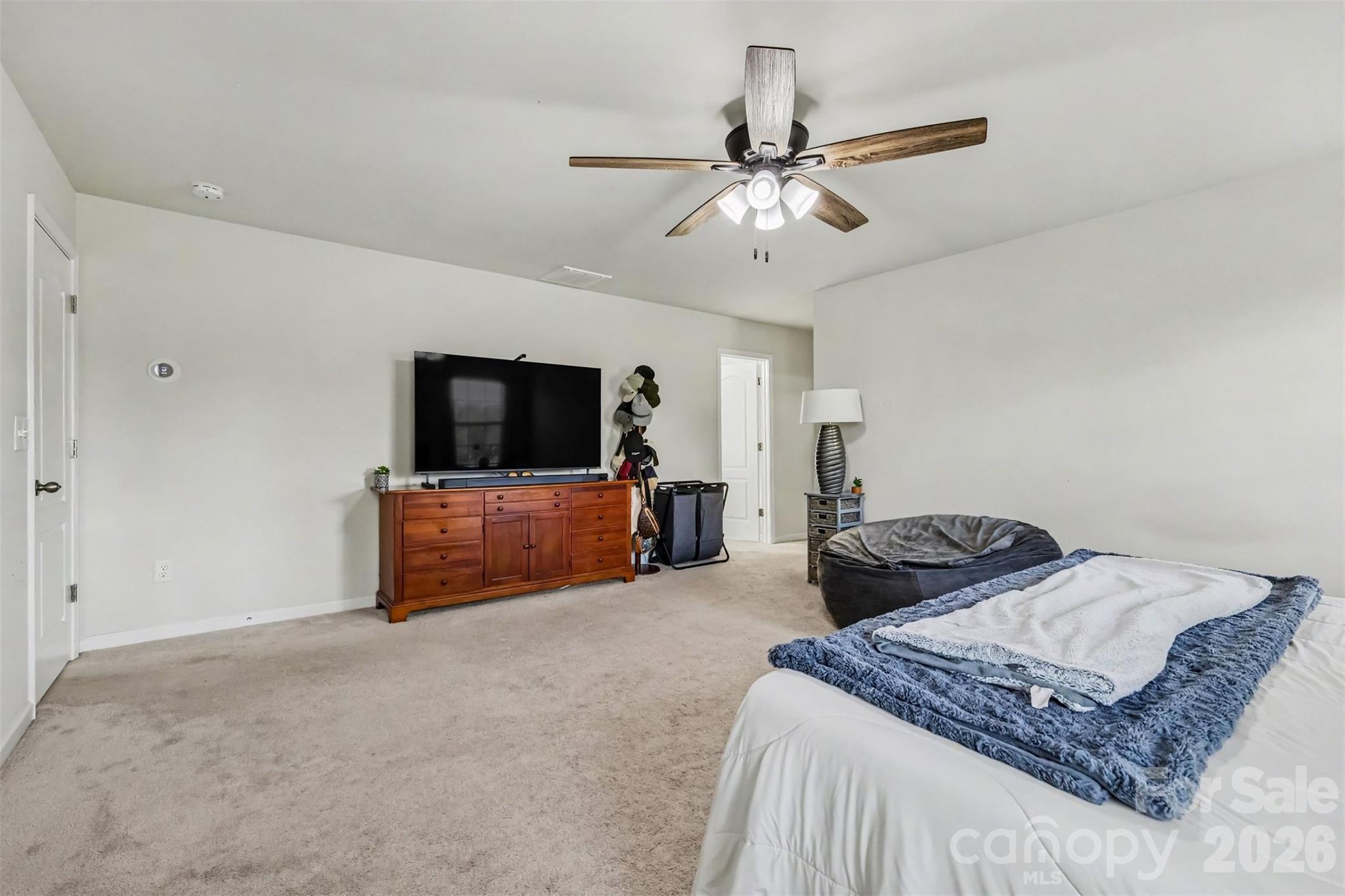 Single Family Residence at 437 Zoe Bee Drive, Clover, photo 16 of 30