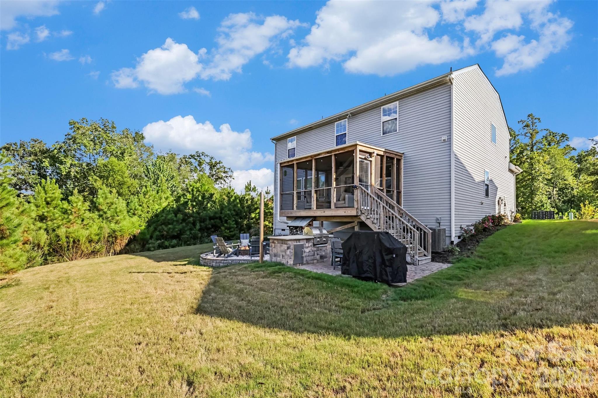 Single Family Residence at 437 Zoe Bee Drive, Clover, photo 29 of 30