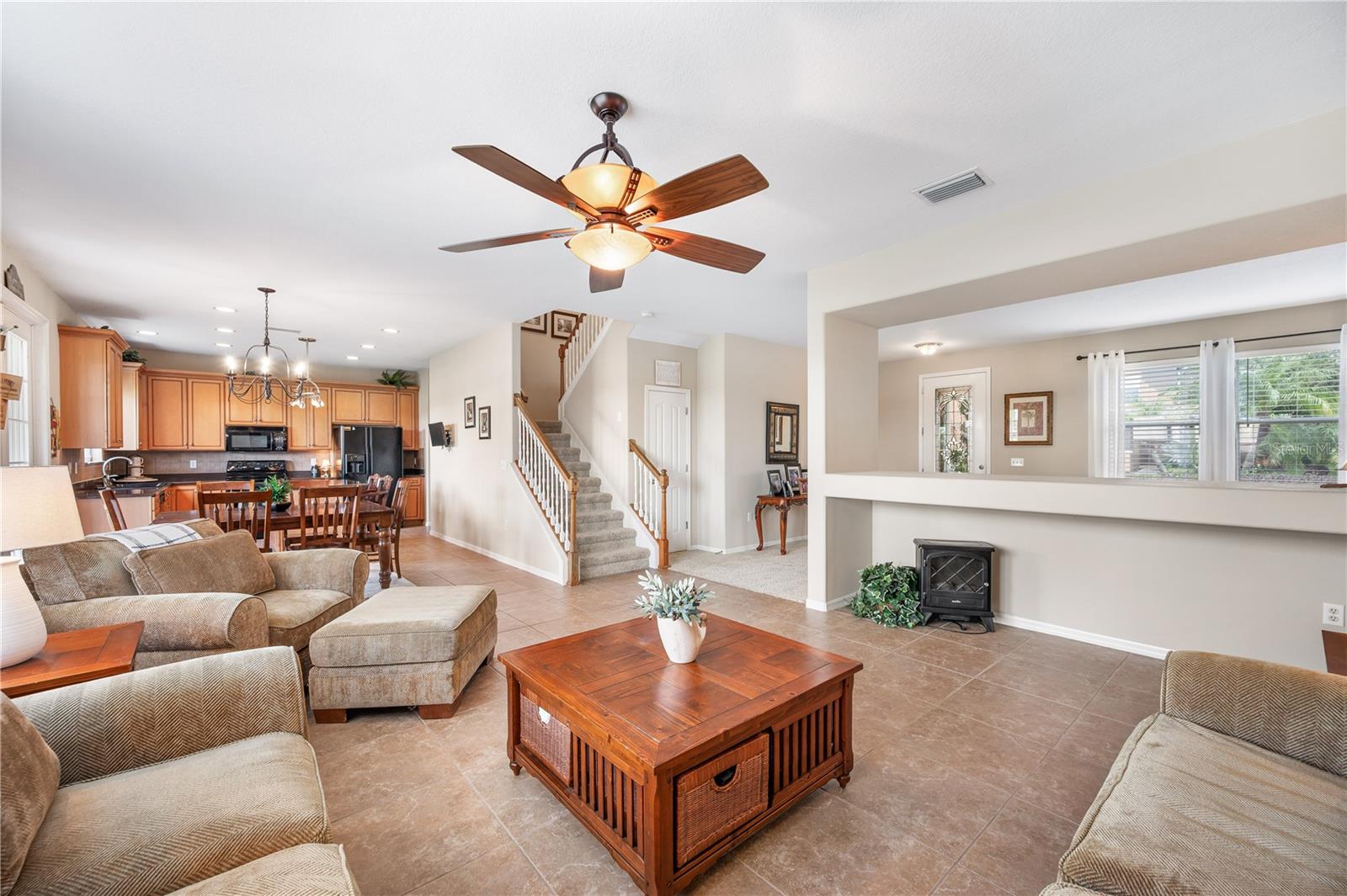Single Family Residence at 6937 LAKE EAGLEBROOKE DR, LAKELAND, photo 12 of 63