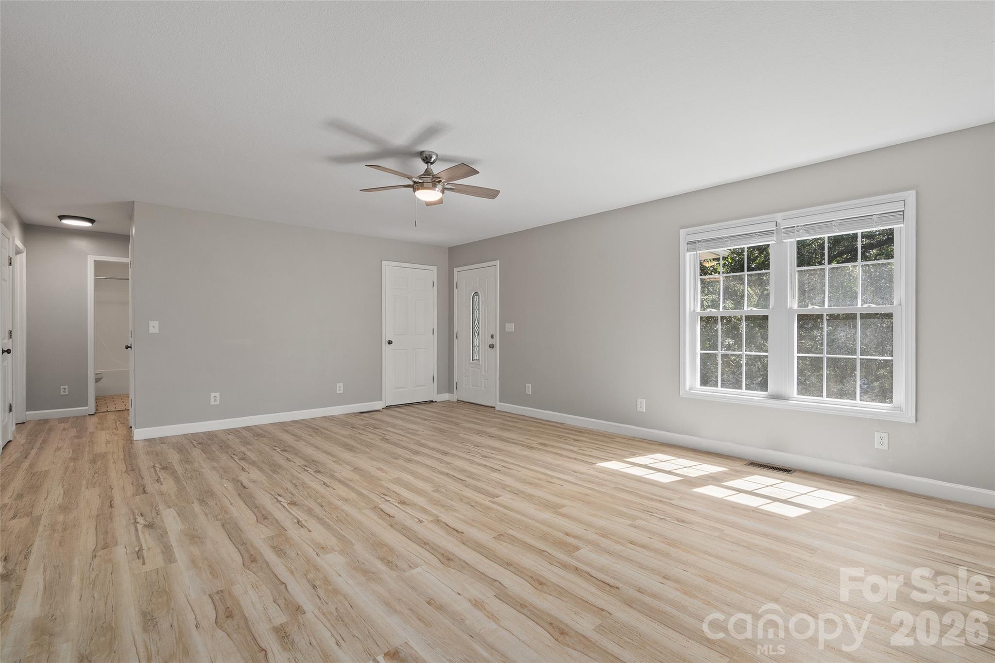 Single Family Residence at 111 Natures Trail, Clyde, photo 5 of 26