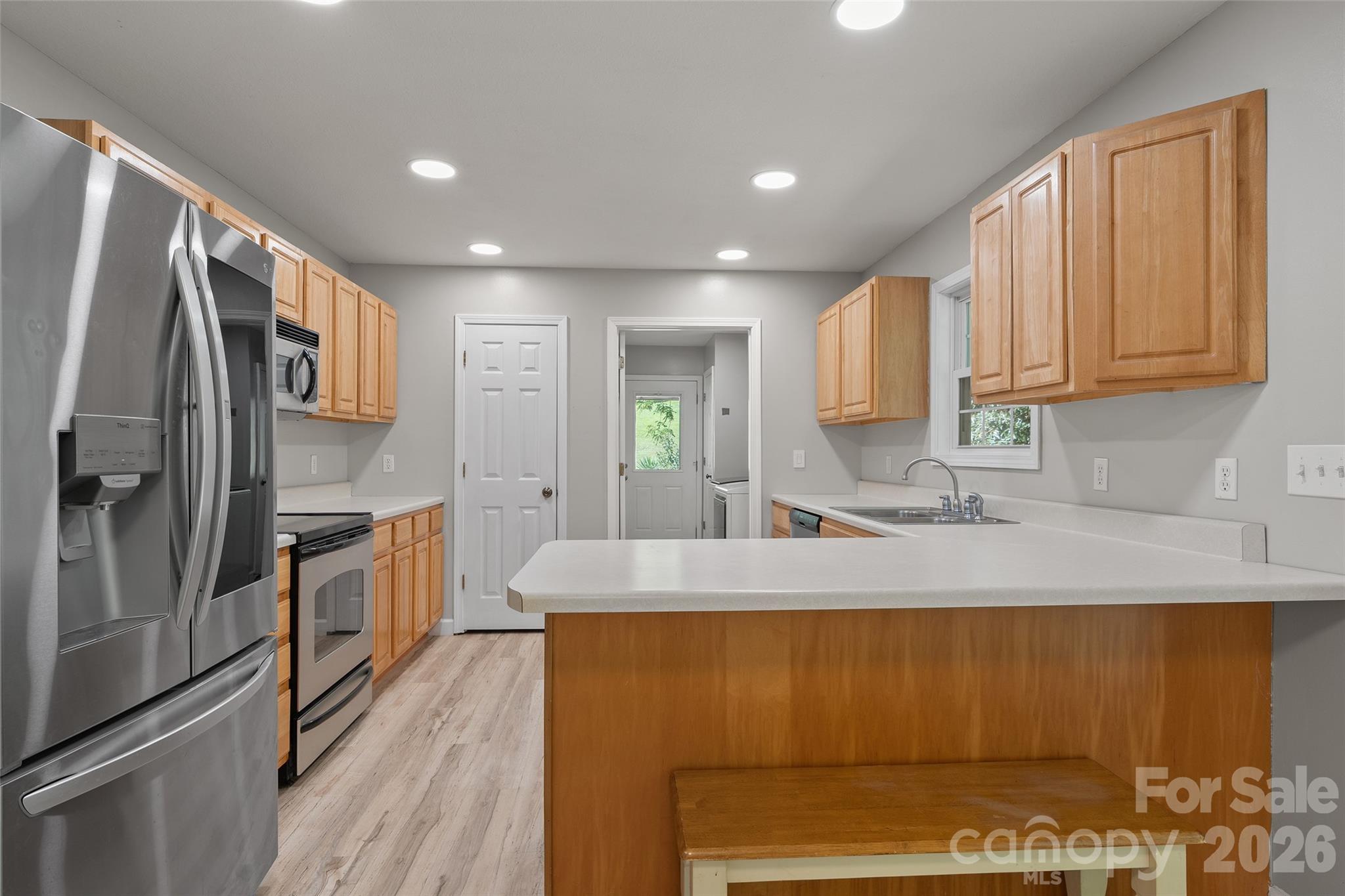 Single Family Residence at 111 Natures Trail, Clyde, photo 9 of 26