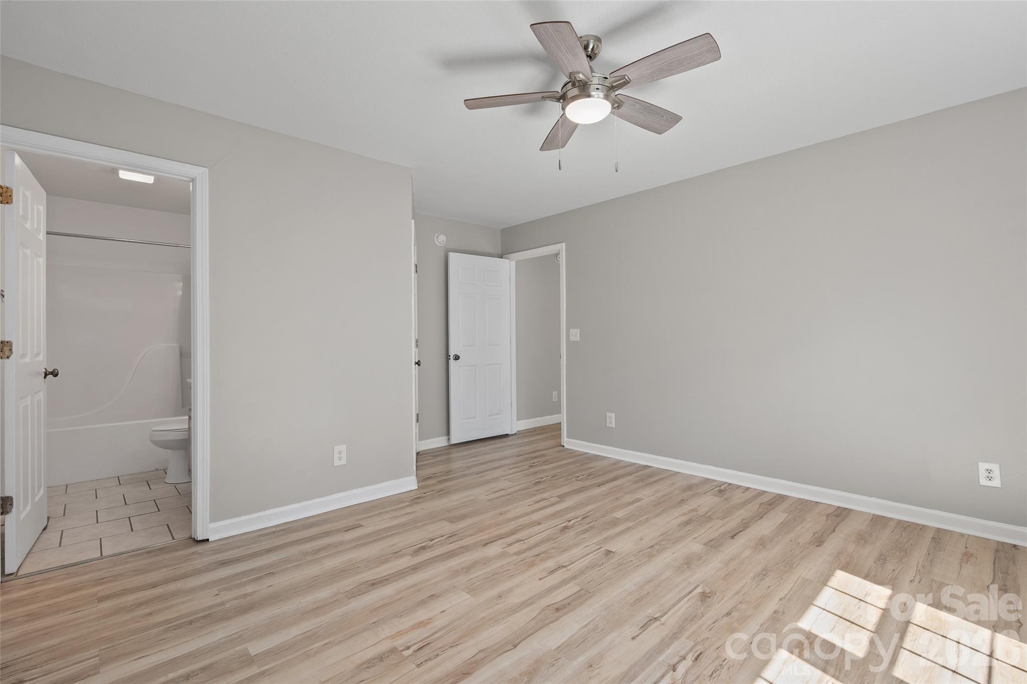 Single Family Residence at 111 Natures Trail, Clyde, photo 16 of 26