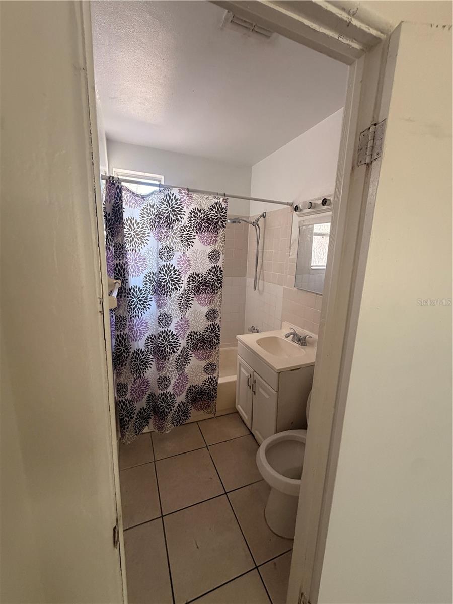 Half Duplex at 1626 29TH AVE N, ST PETERSBURG, photo 10 of 14