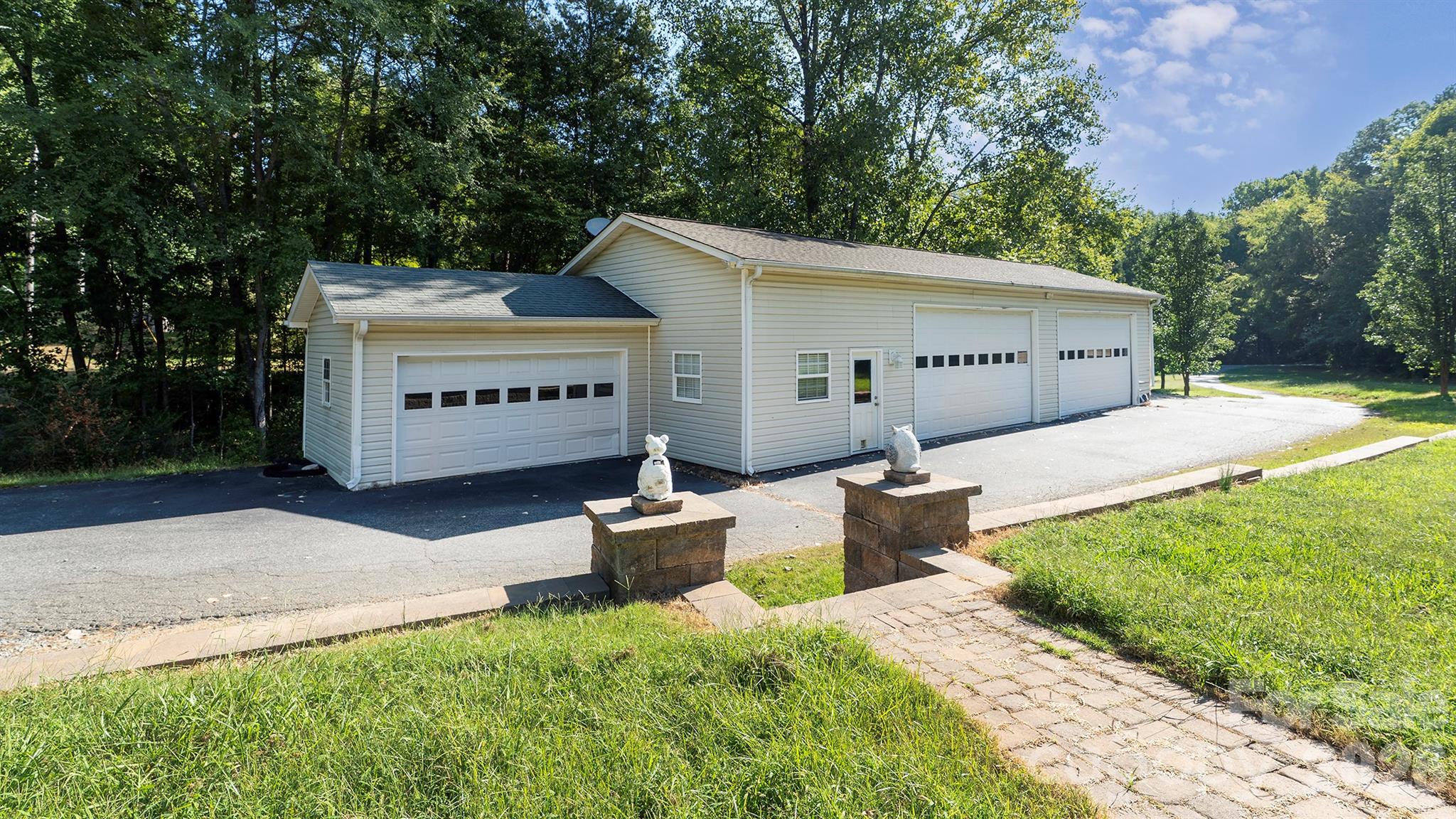 Single Family Residence at 717 Pilgrim Forest Drive, Monroe, photo 30 of 39
