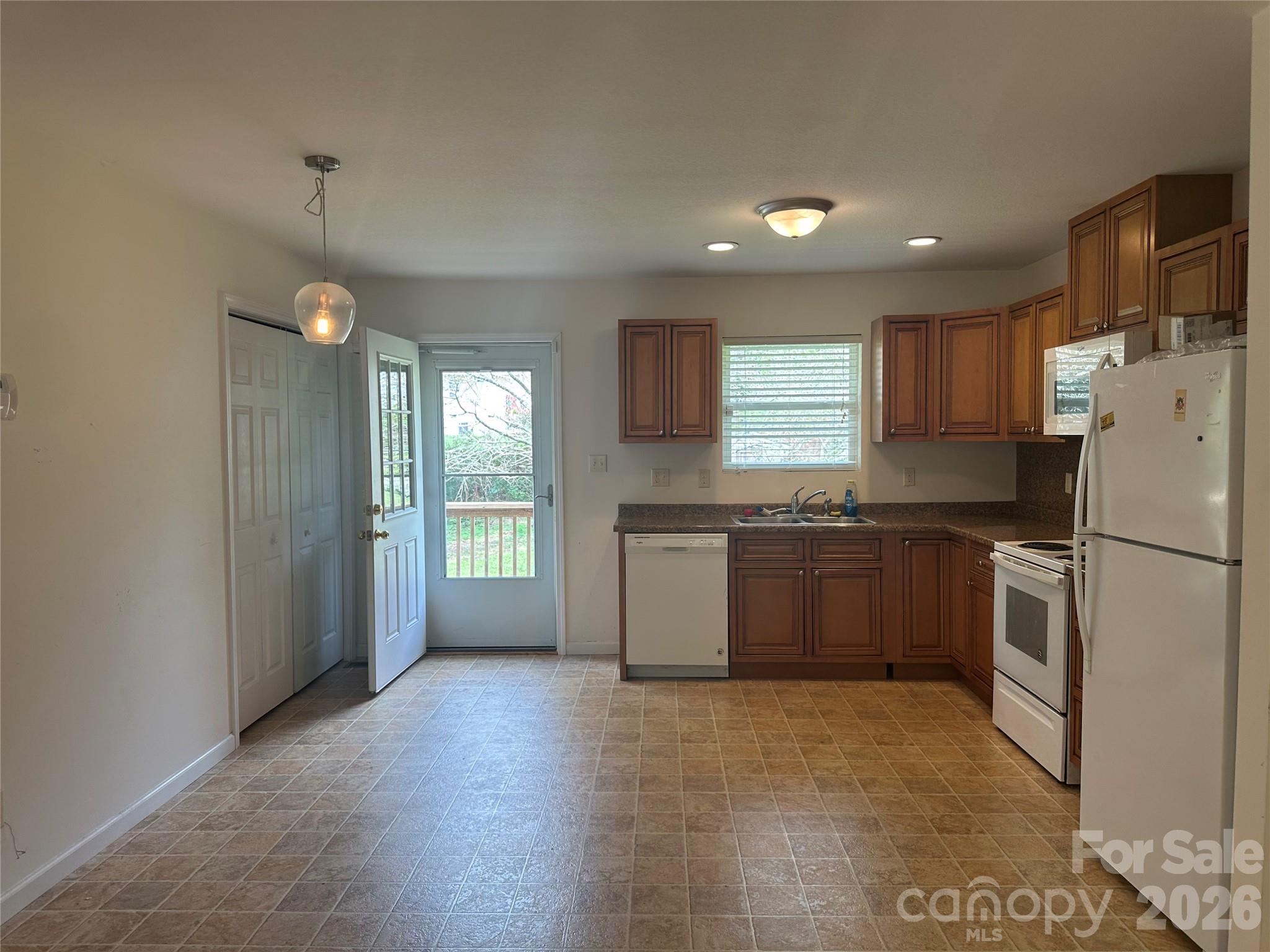 Single Family Residence at 6 Kendrick Court, Flat Rock, photo 10 of 30