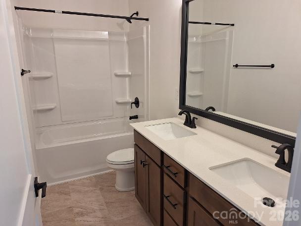 Bathroom #3 - 5028 Cardiff Court, Catawba