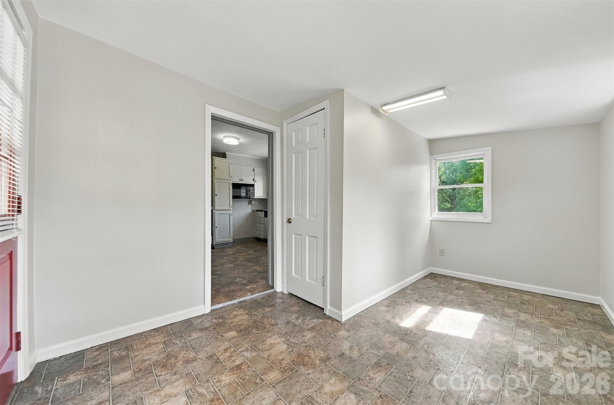 Single Family Residence at 3860 Pickle Williams Lane, Granite Falls, photo 5 of 33