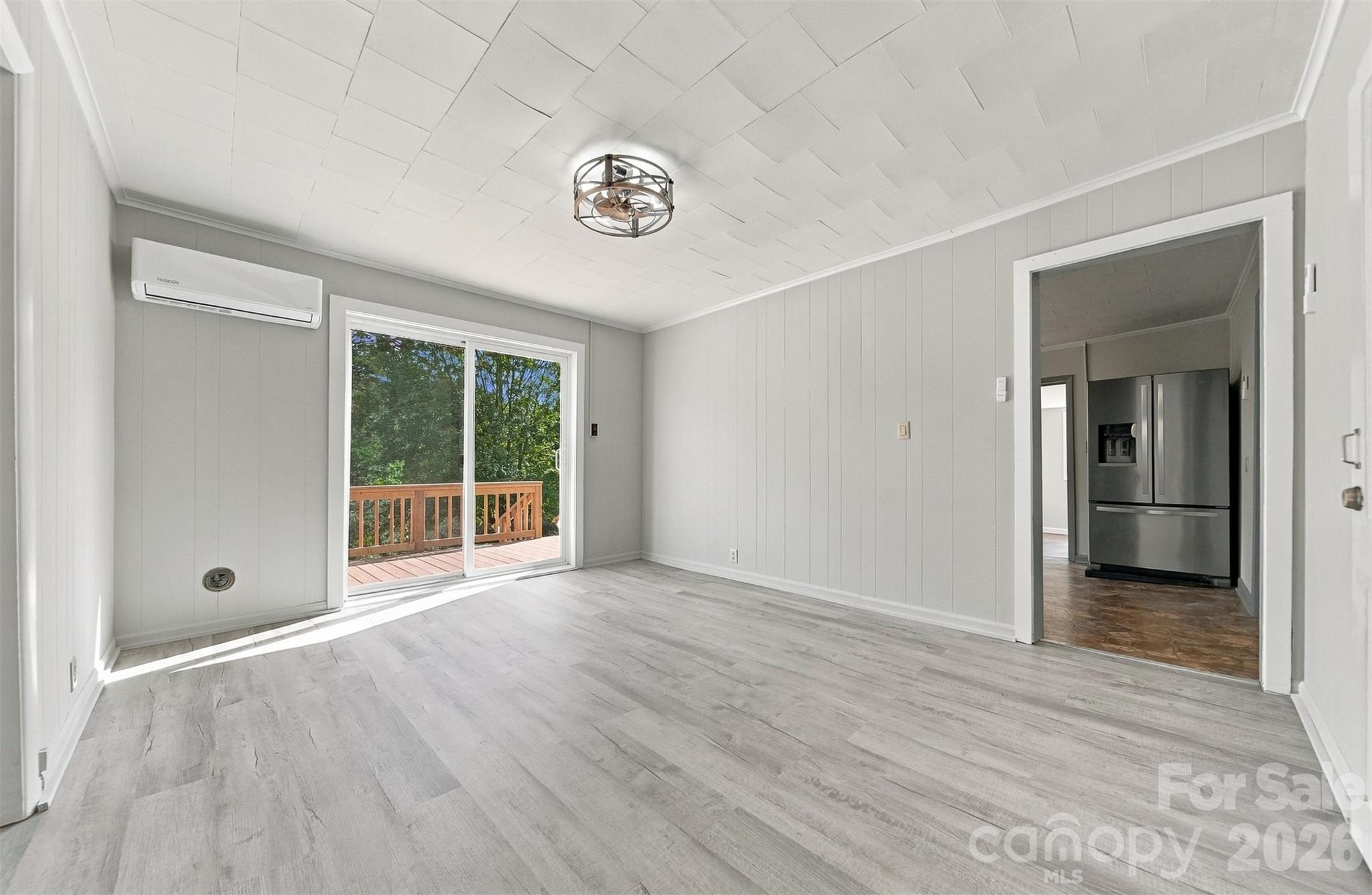 Single Family Residence at 3860 Pickle Williams Lane, Granite Falls, photo 7 of 33