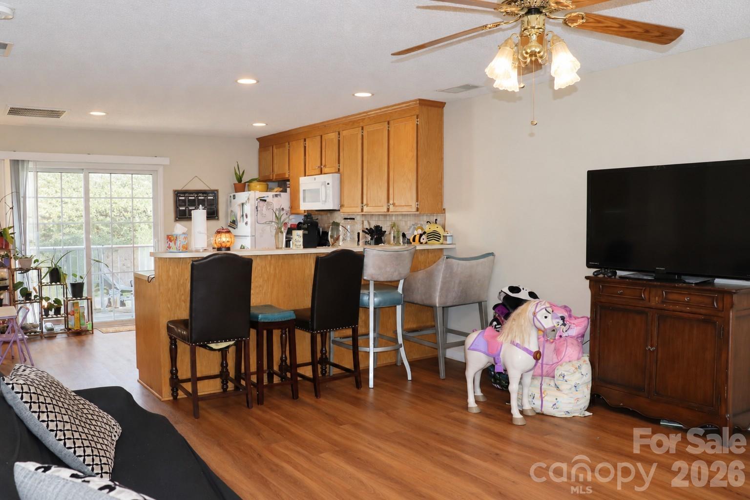 Unit 108 - 102 King Henry Lane, Granite Falls