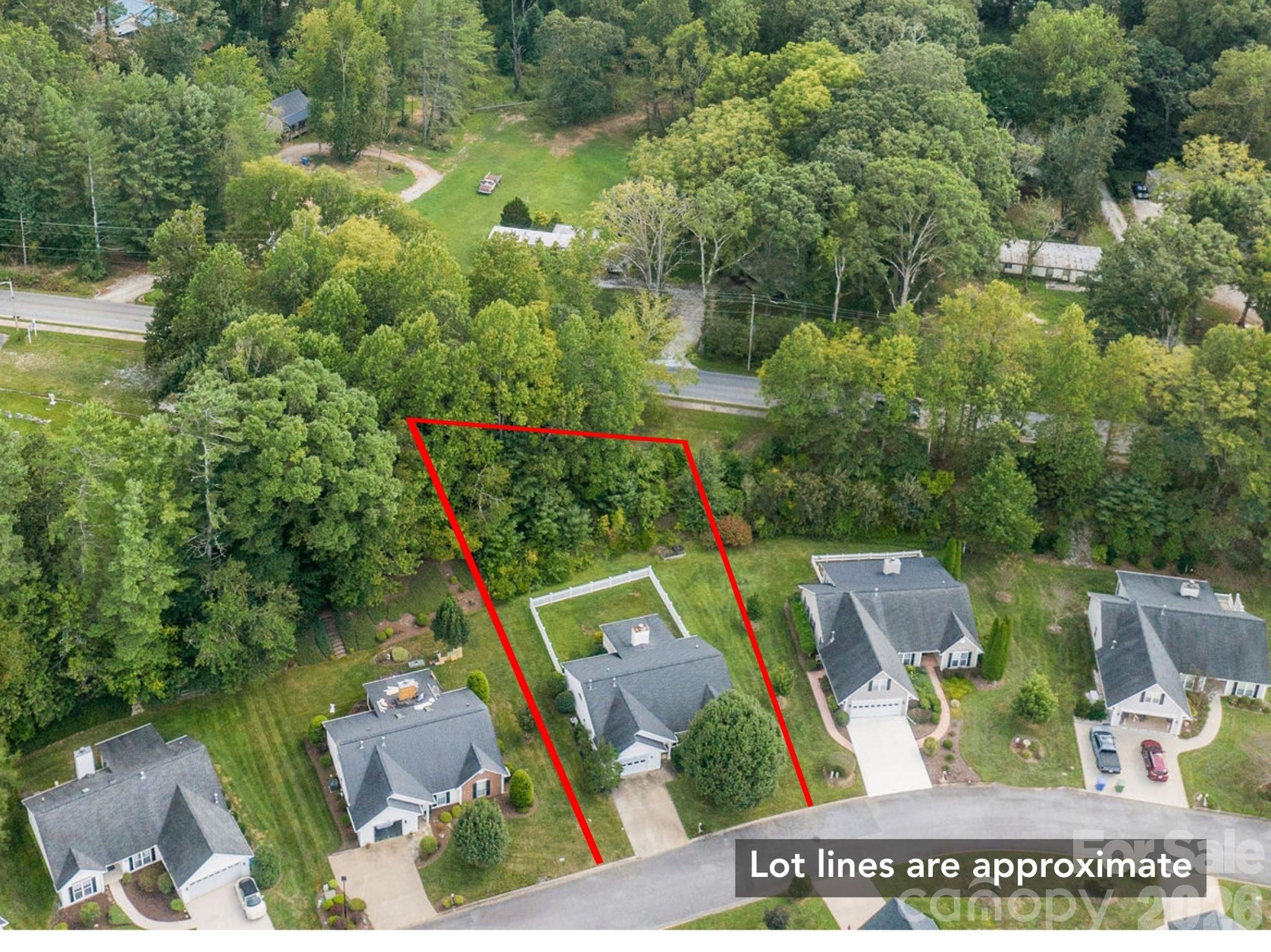 Single Family Residence at 98 Stonehollow Road, Fletcher, photo 4 of 34
