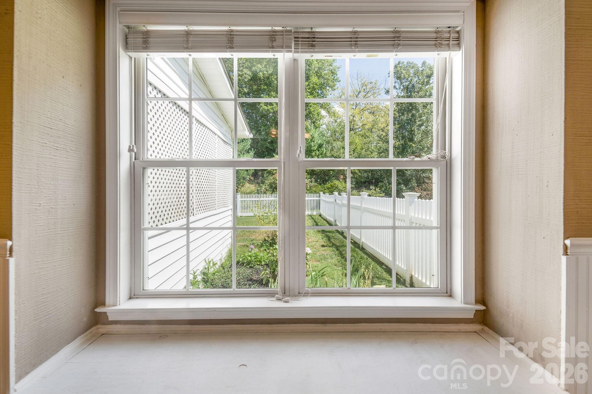 Single Family Residence at 98 Stonehollow Road, Fletcher, photo 15 of 34